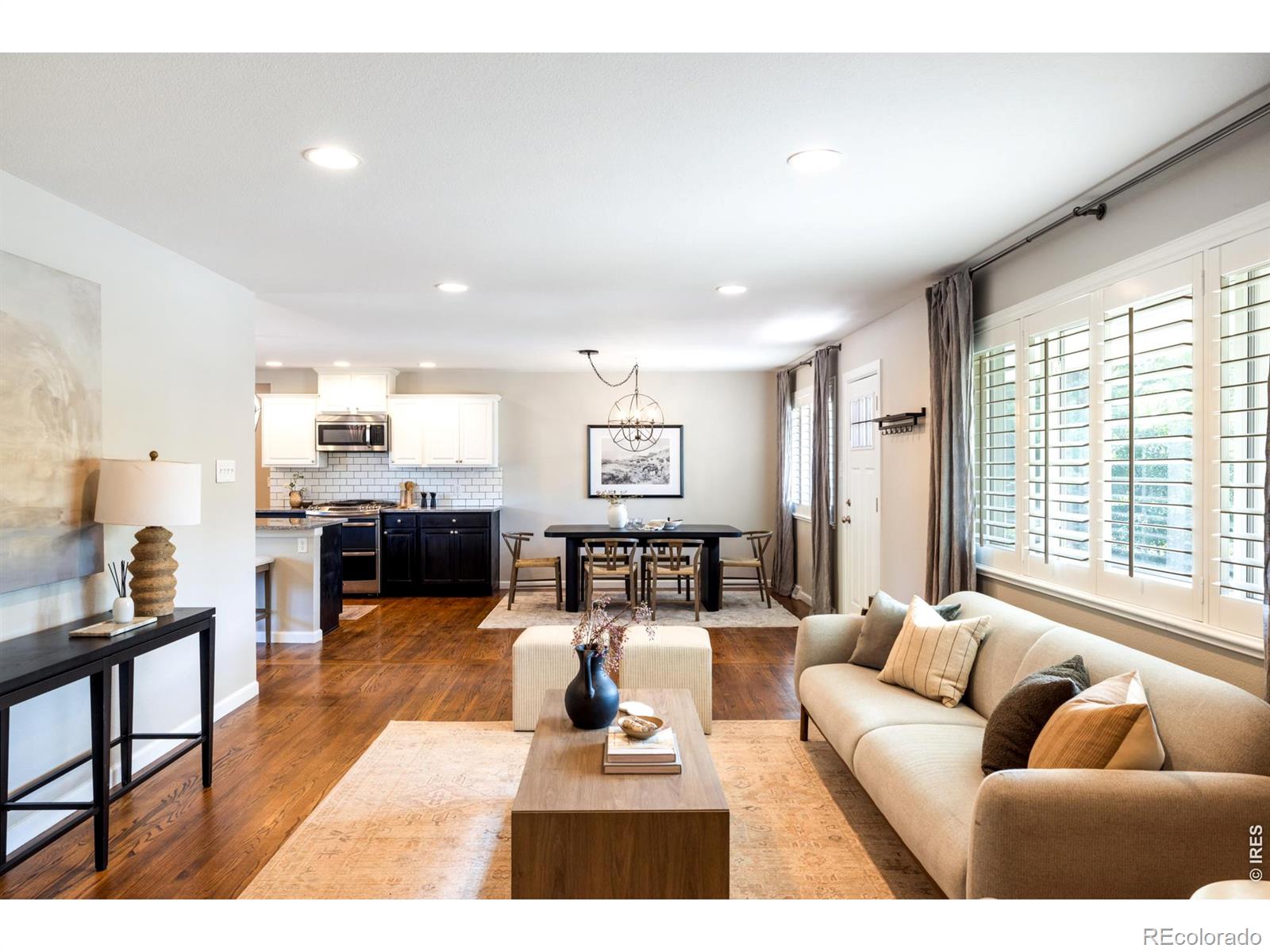 MLS Image #4 for 6114 s fairfield street,littleton, Colorado