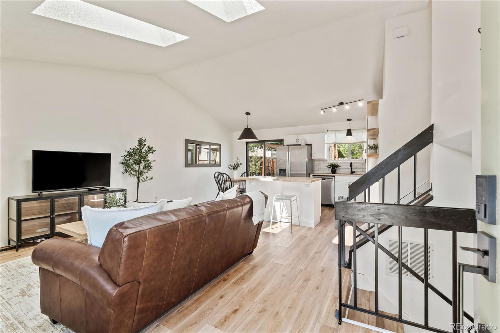 MLS Image #5 for 6040  ursa lane,colorado springs, Colorado