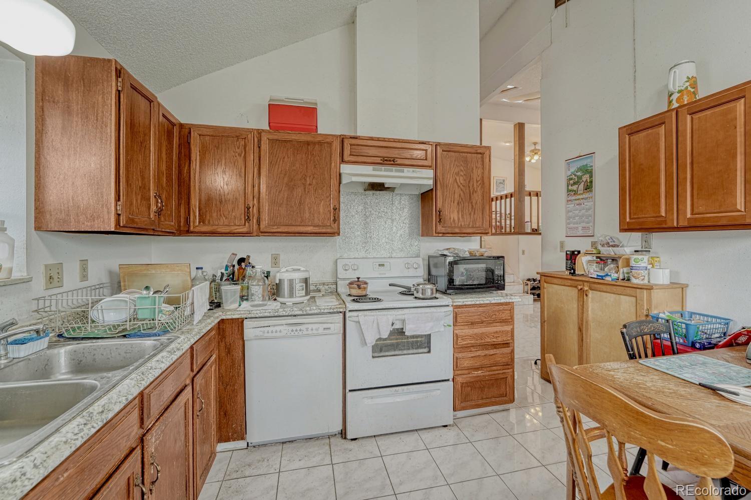 MLS Image #10 for 3660  suncrest court,colorado springs, Colorado