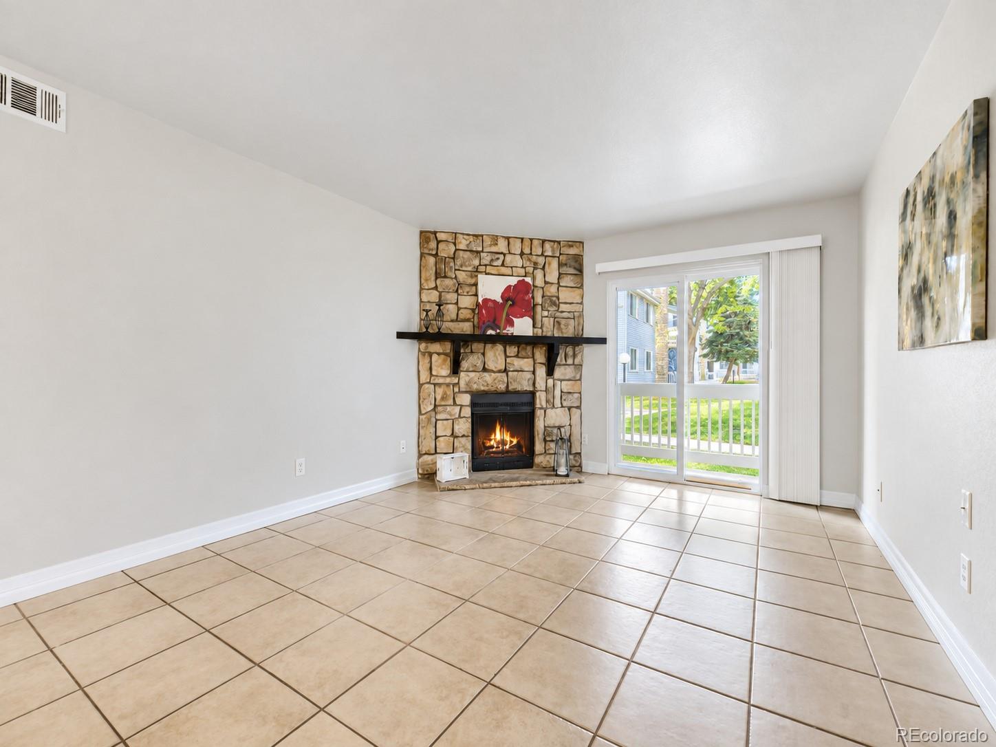 MLS Image #11 for 13200 e jewell avenue,aurora, Colorado