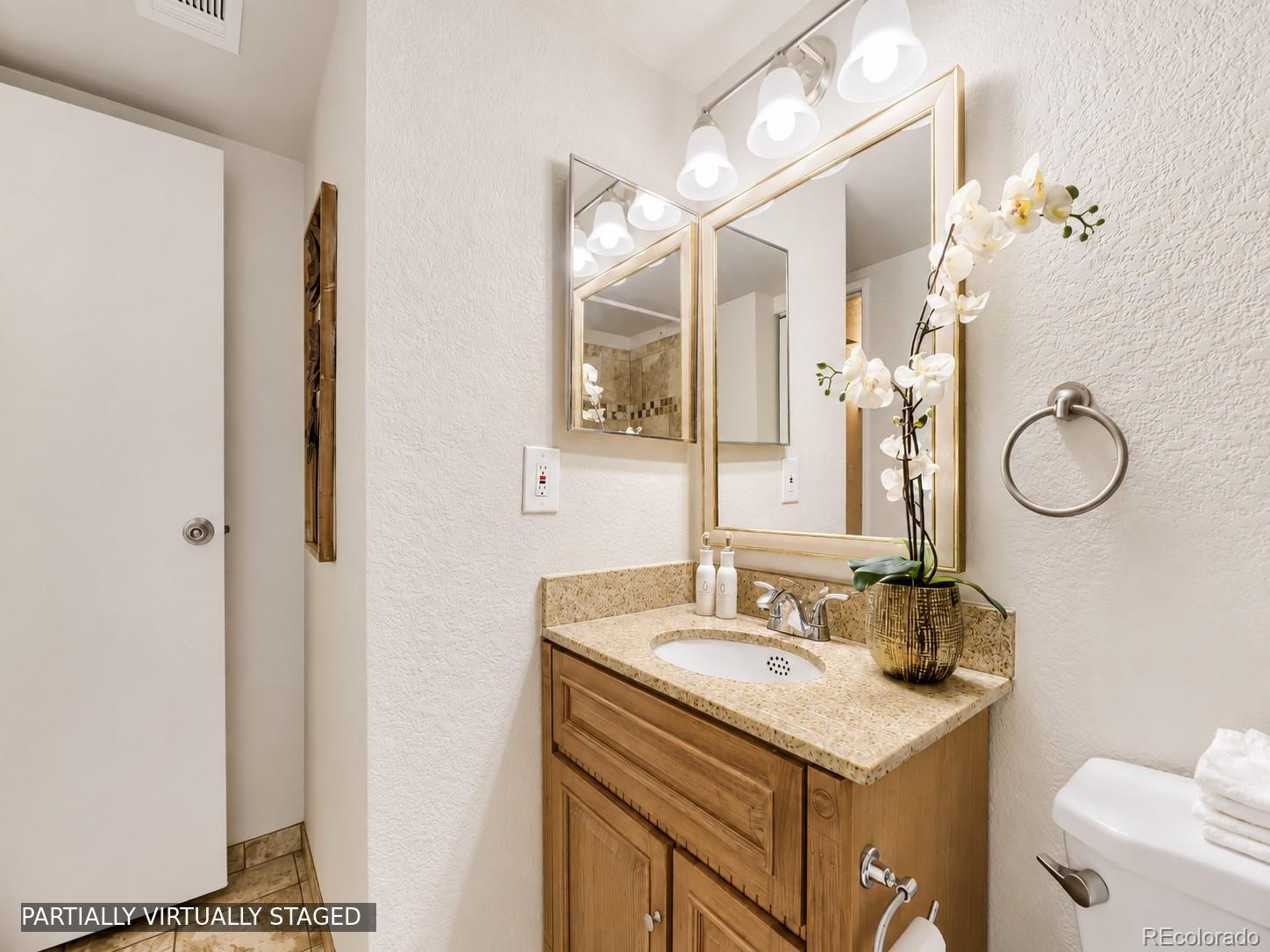 MLS Image #13 for 13200 e jewell avenue,aurora, Colorado