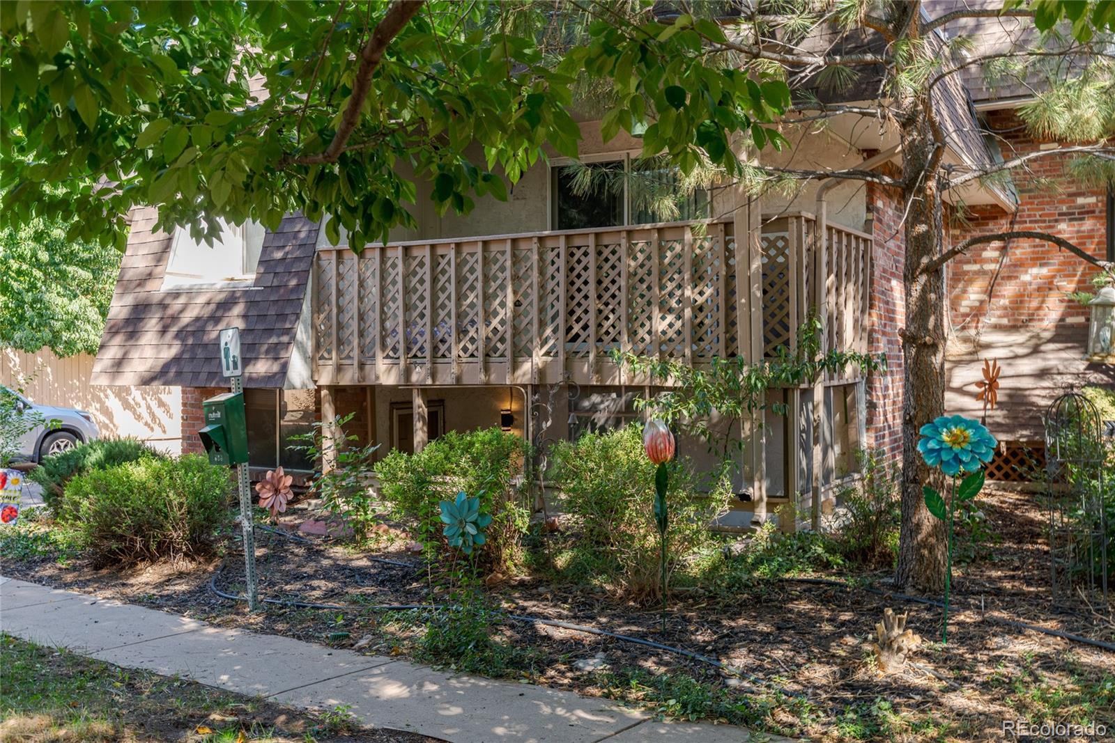 MLS Image #25 for 1525 s holly street,denver, Colorado