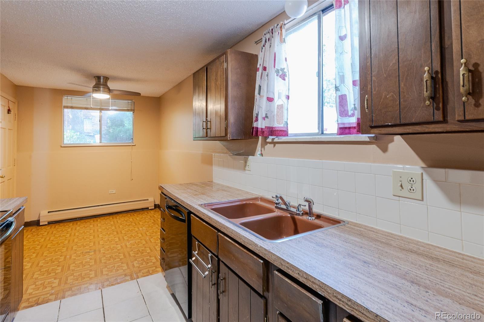MLS Image #5 for 1525 s holly street,denver, Colorado