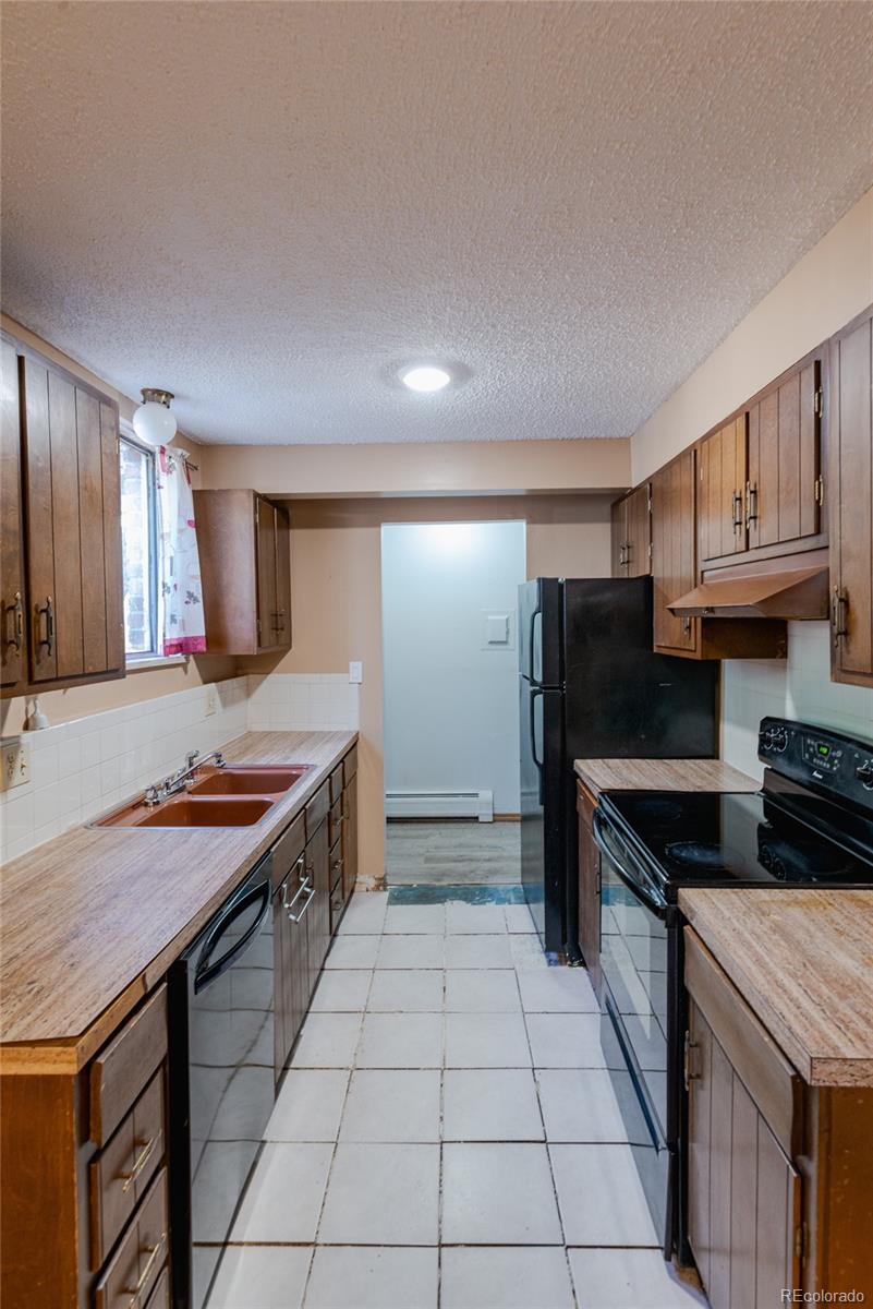 MLS Image #6 for 1525 s holly street,denver, Colorado