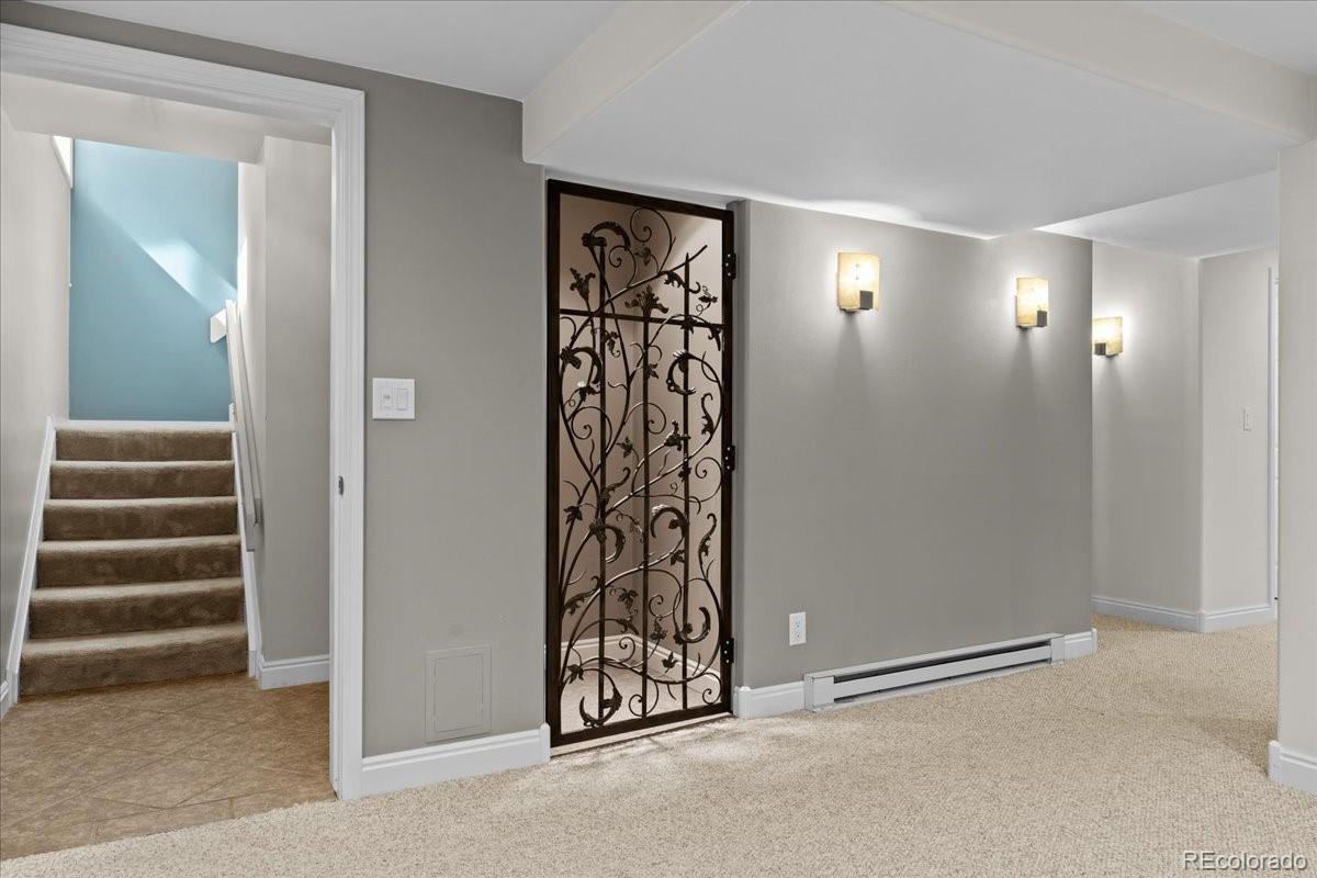MLS Image #31 for 10000 e yale avenue,denver, Colorado
