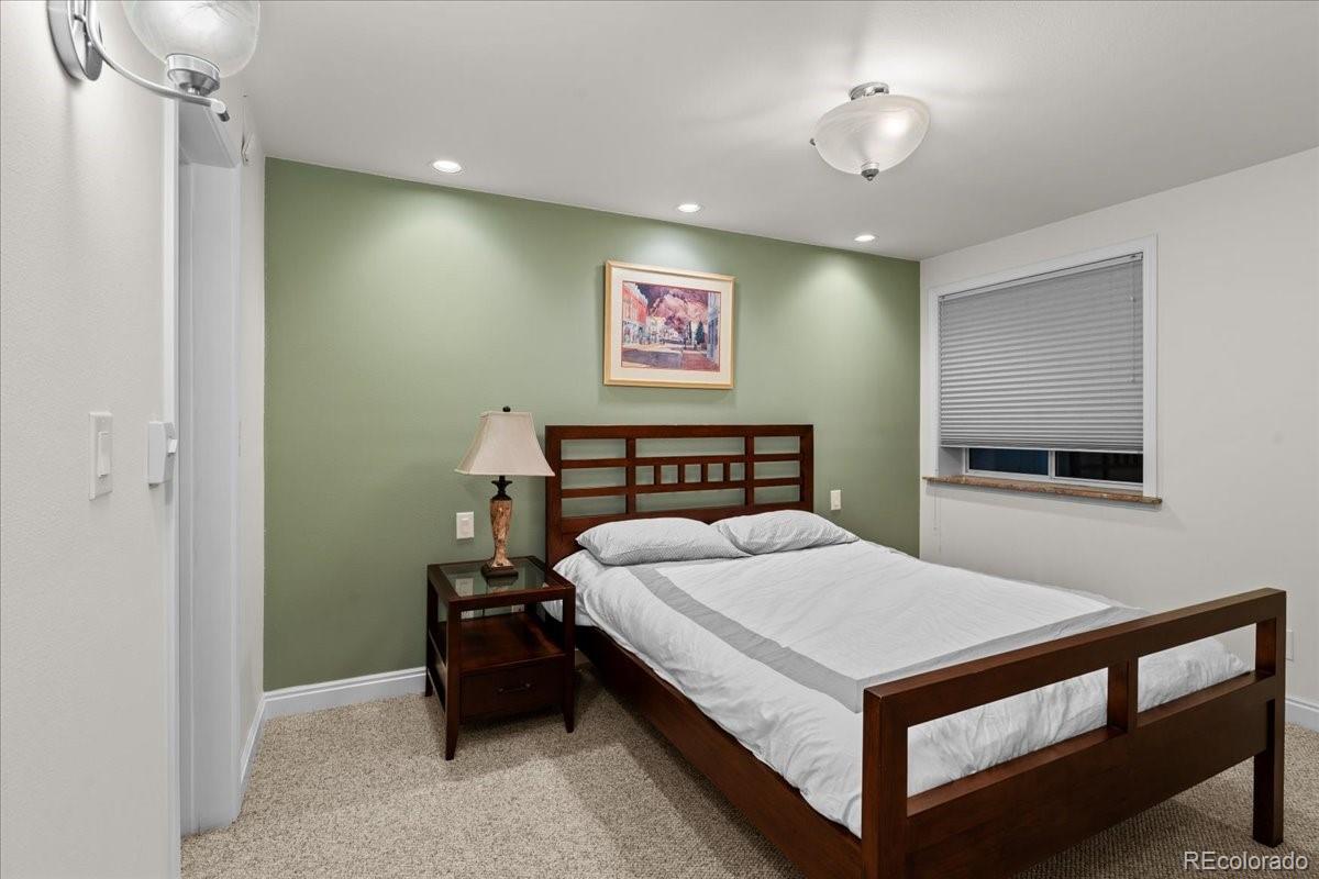 MLS Image #34 for 10000 e yale avenue,denver, Colorado