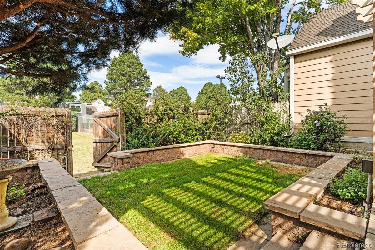 MLS Image #38 for 10000 e yale avenue,denver, Colorado