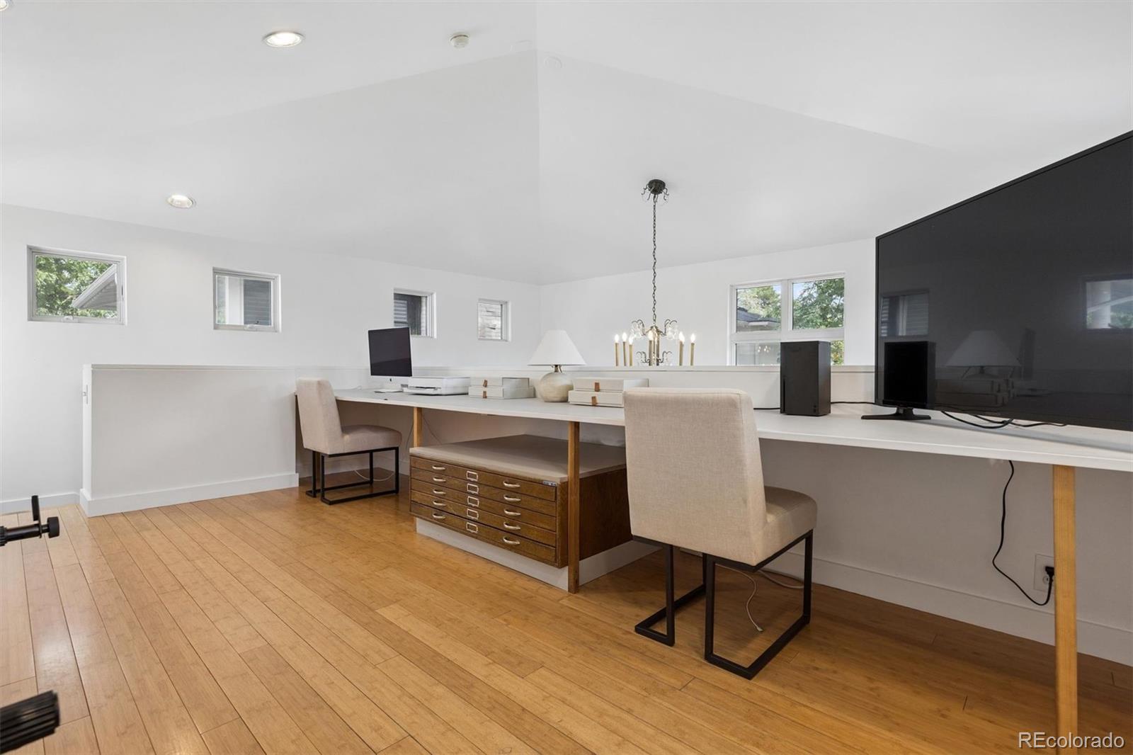 MLS Image #10 for 301 s vine street,denver, Colorado
