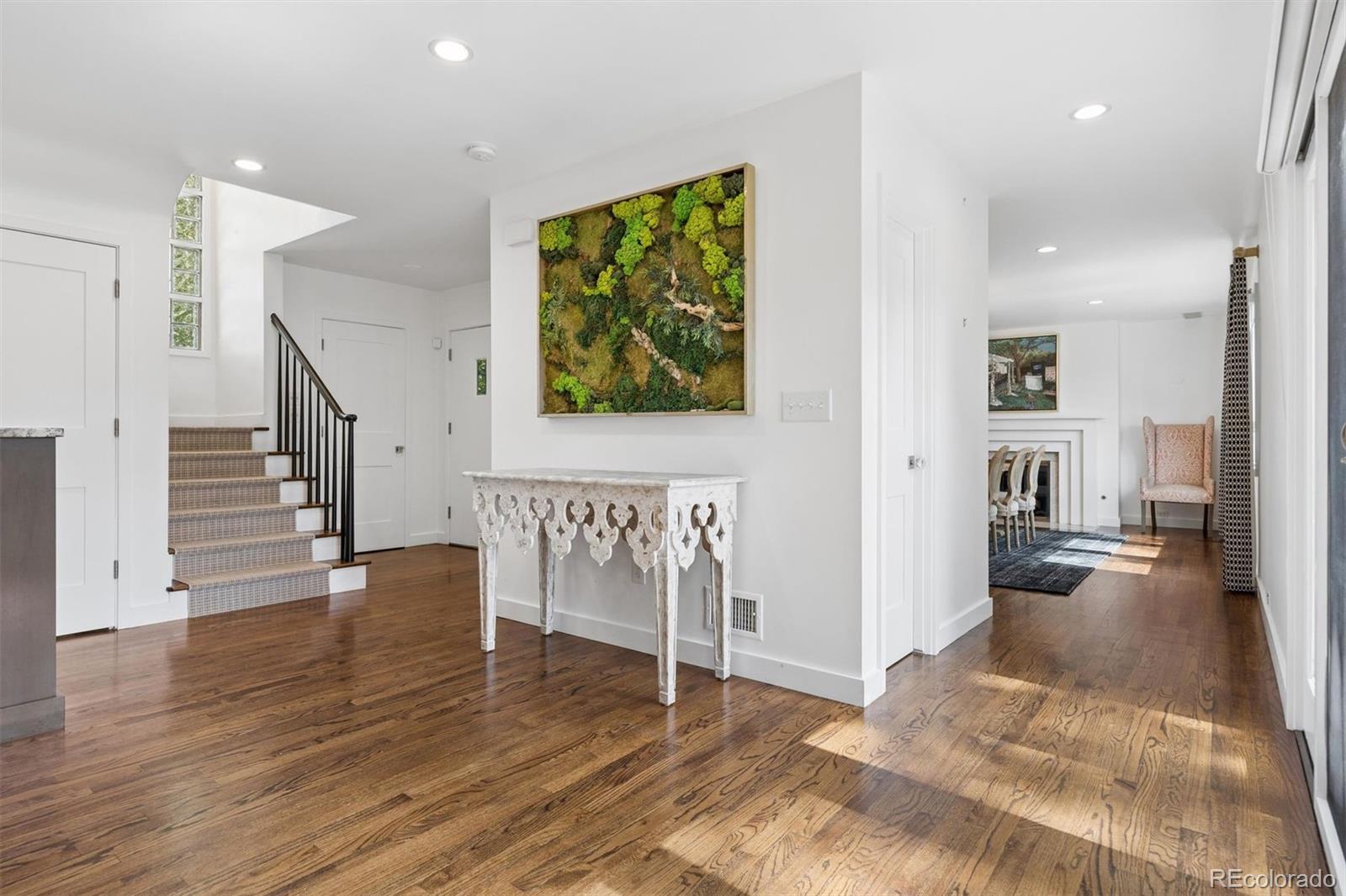 MLS Image #16 for 301 s vine street,denver, Colorado