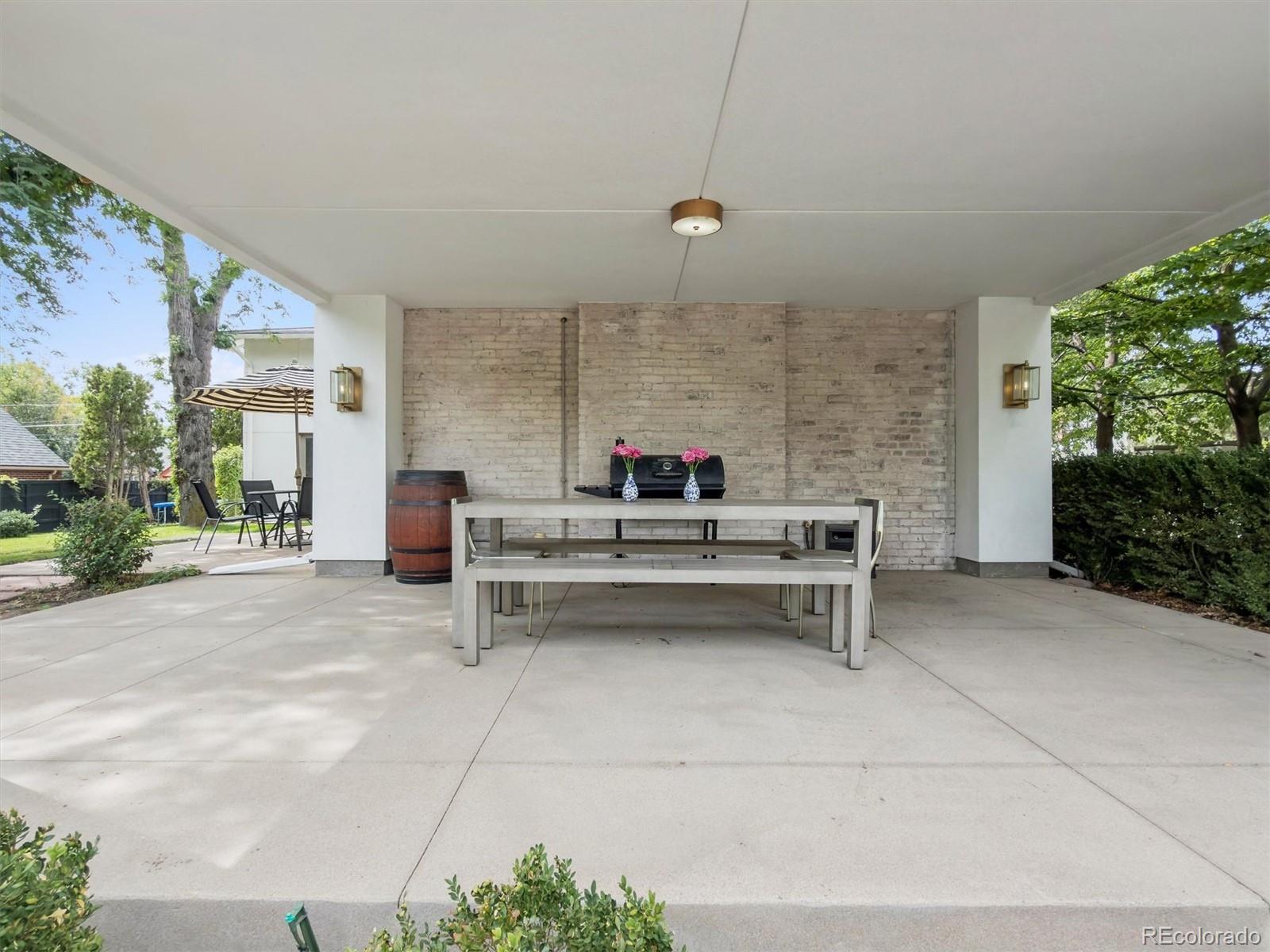 MLS Image #3 for 301 s vine street,denver, Colorado