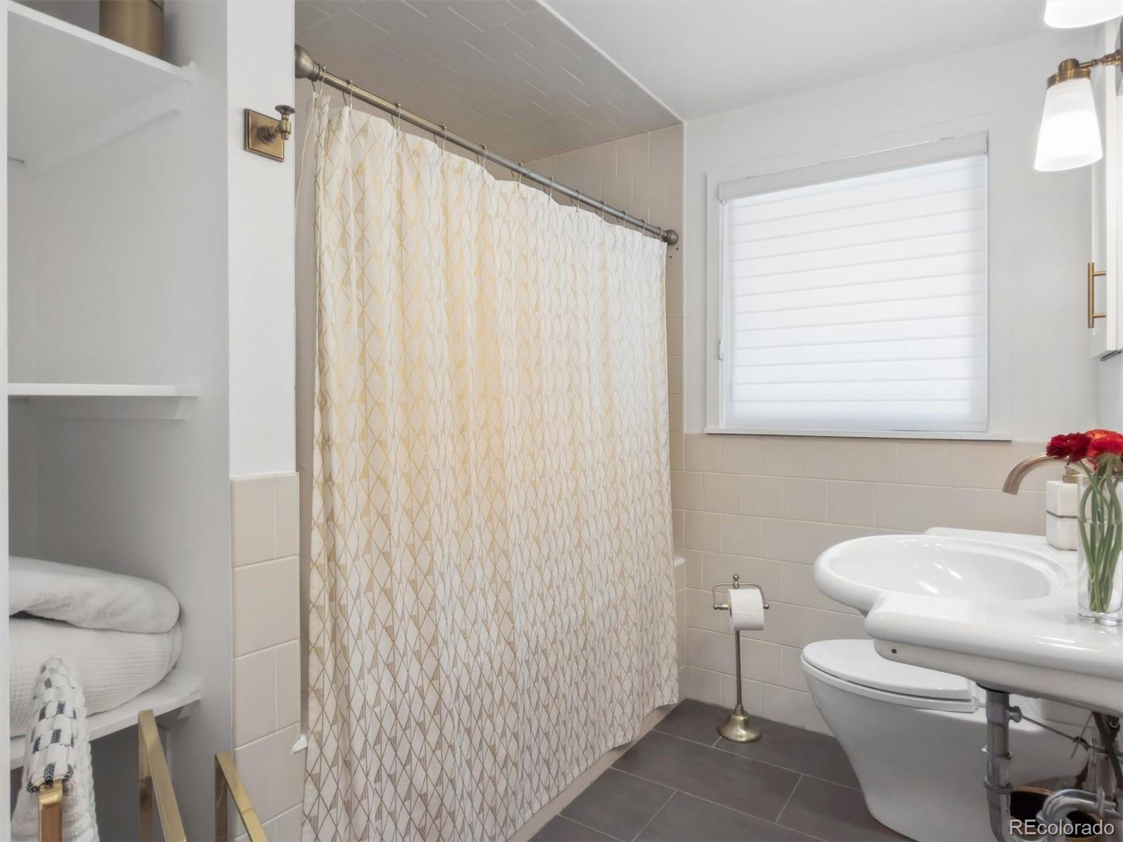 MLS Image #30 for 301 s vine street,denver, Colorado