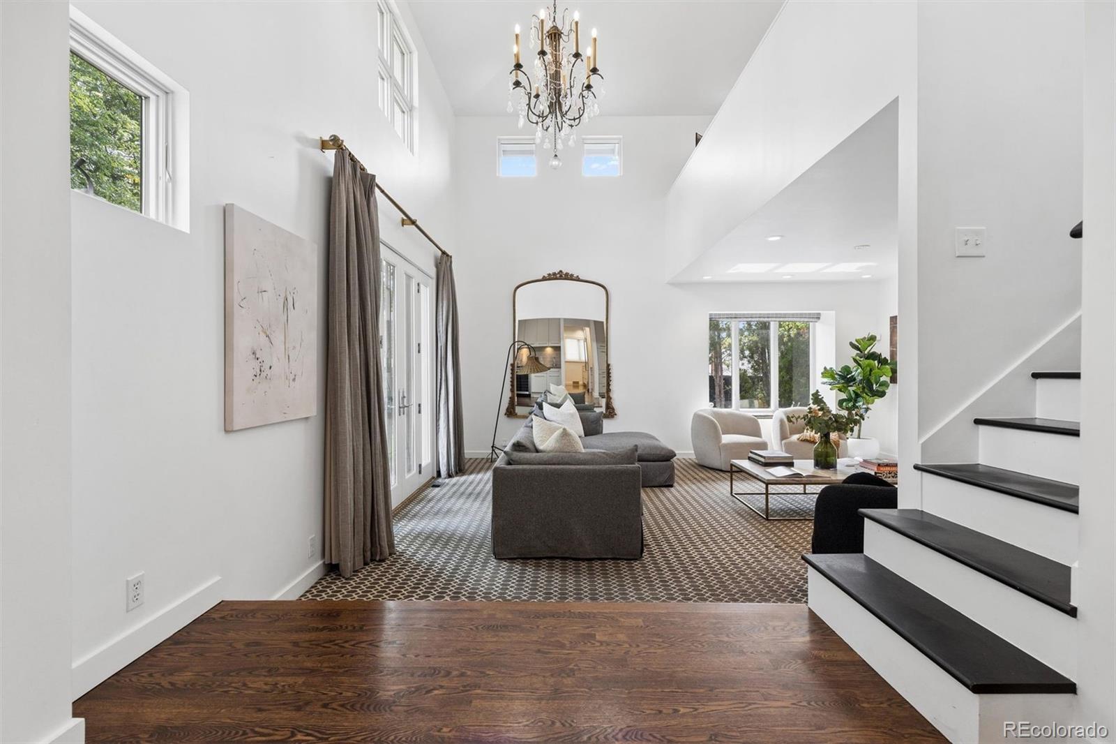 MLS Image #5 for 301 s vine street,denver, Colorado