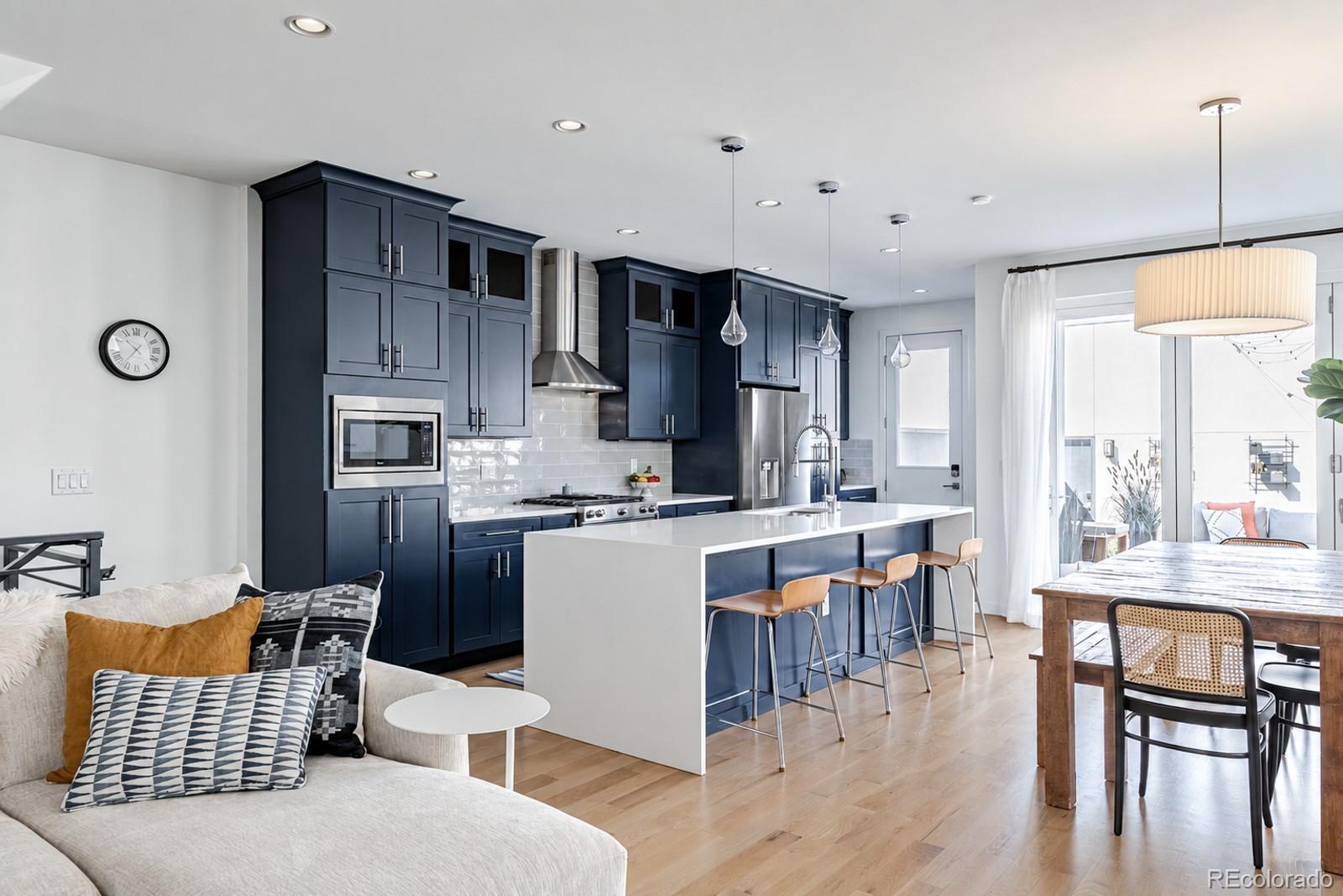 MLS Image #10 for 3955 n utica street,denver, Colorado