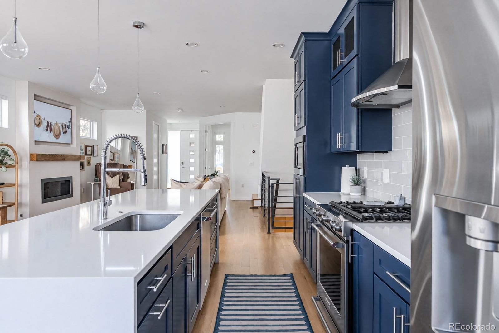 MLS Image #11 for 3955 n utica street,denver, Colorado