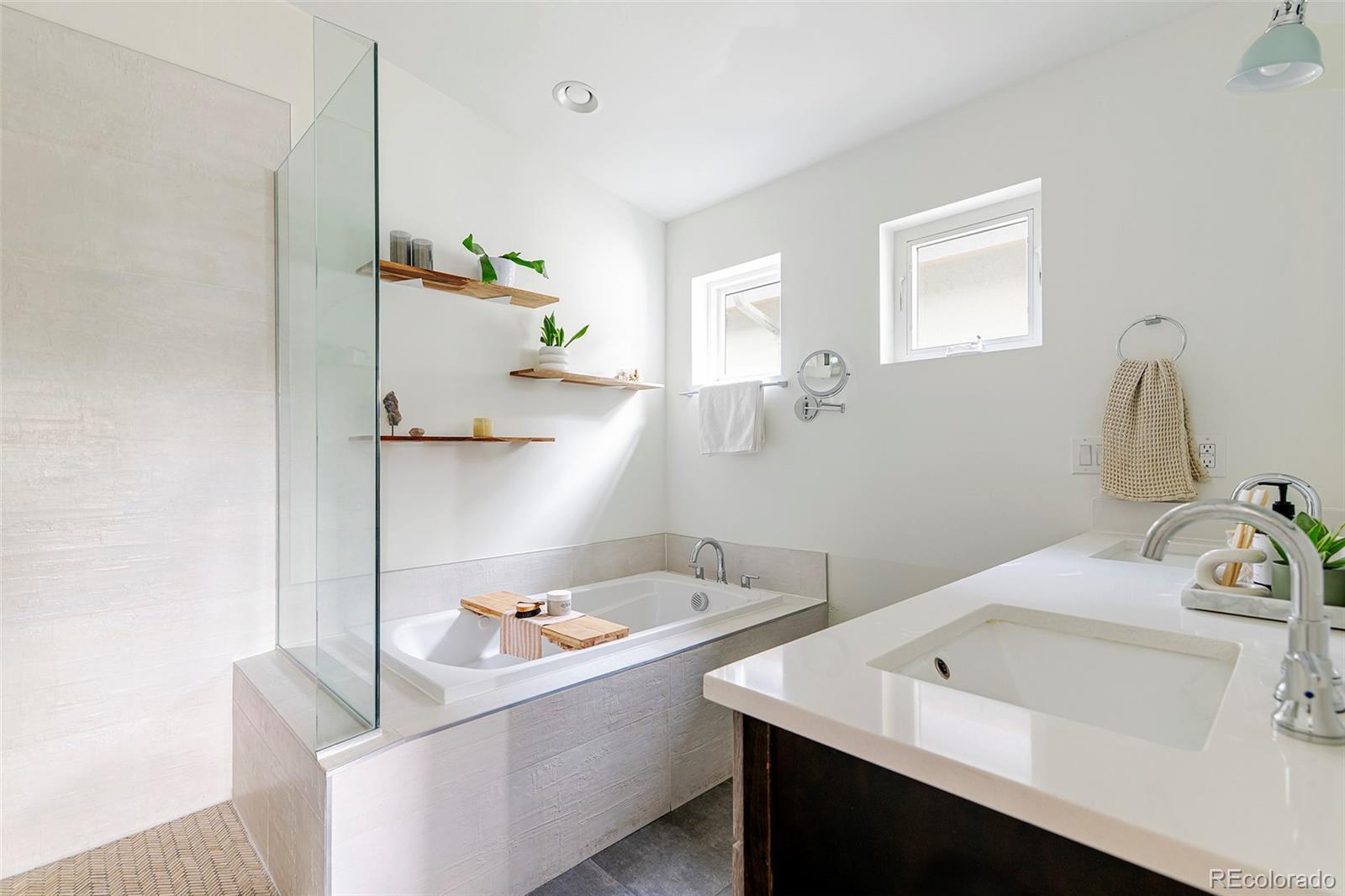 MLS Image #27 for 3955 n utica street,denver, Colorado