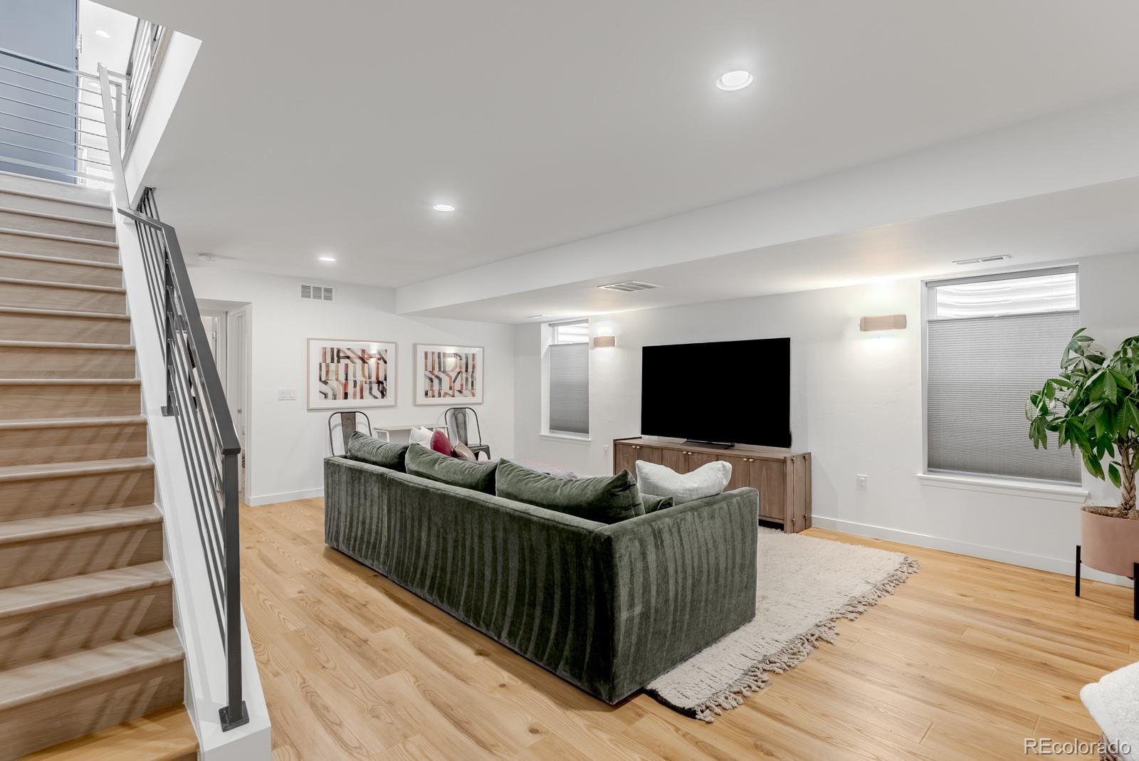 MLS Image #34 for 3955 n utica street,denver, Colorado