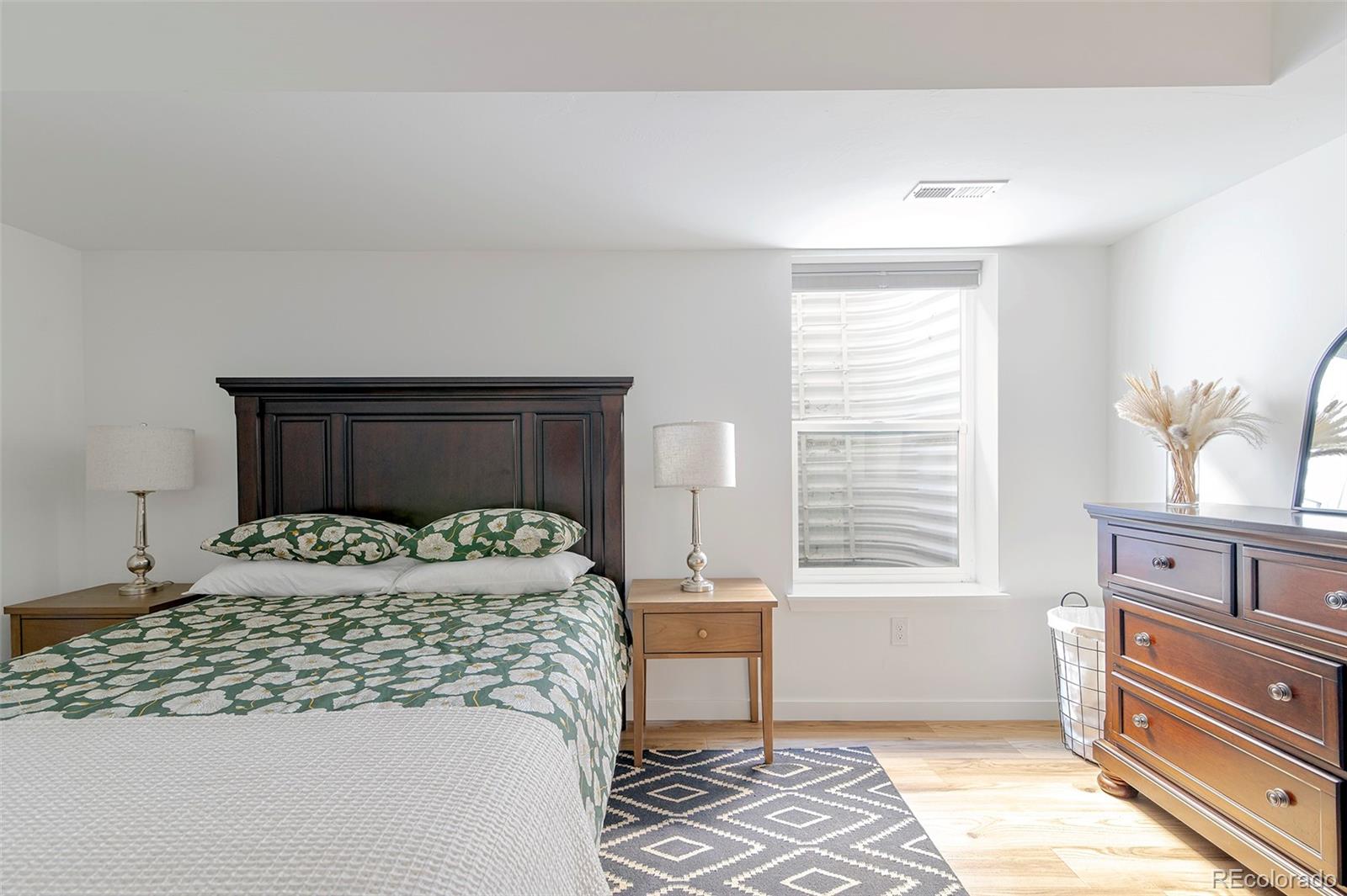 MLS Image #38 for 3955 n utica street,denver, Colorado