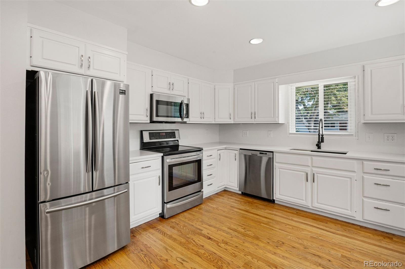 MLS Image #19 for 3395 s race street,englewood, Colorado