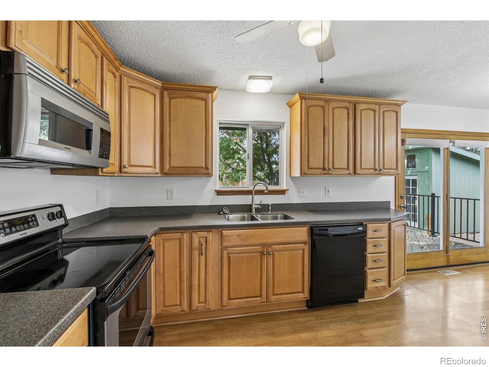 MLS Image #10 for 906  foothills court,windsor, Colorado