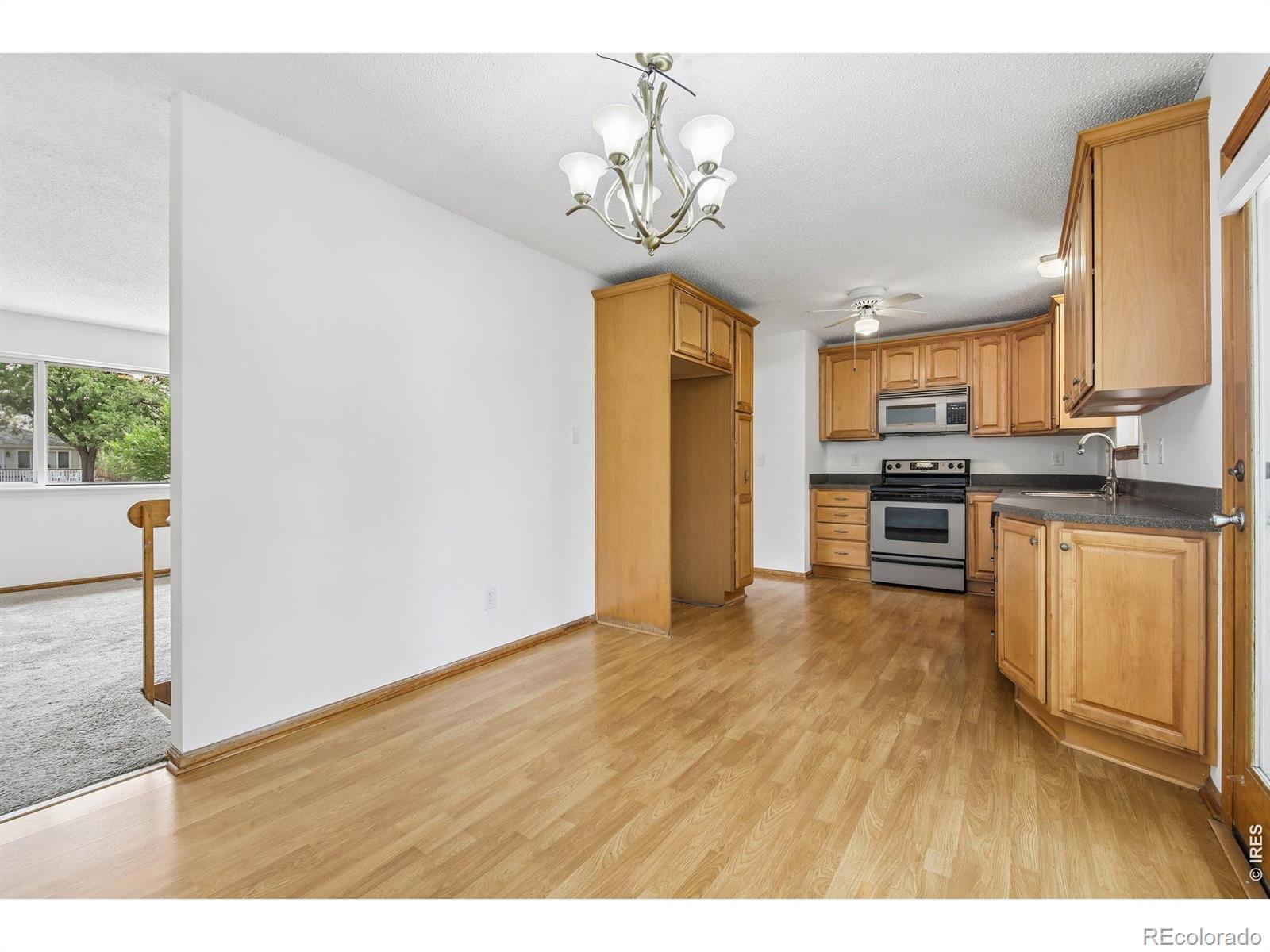 MLS Image #8 for 906  foothills court,windsor, Colorado