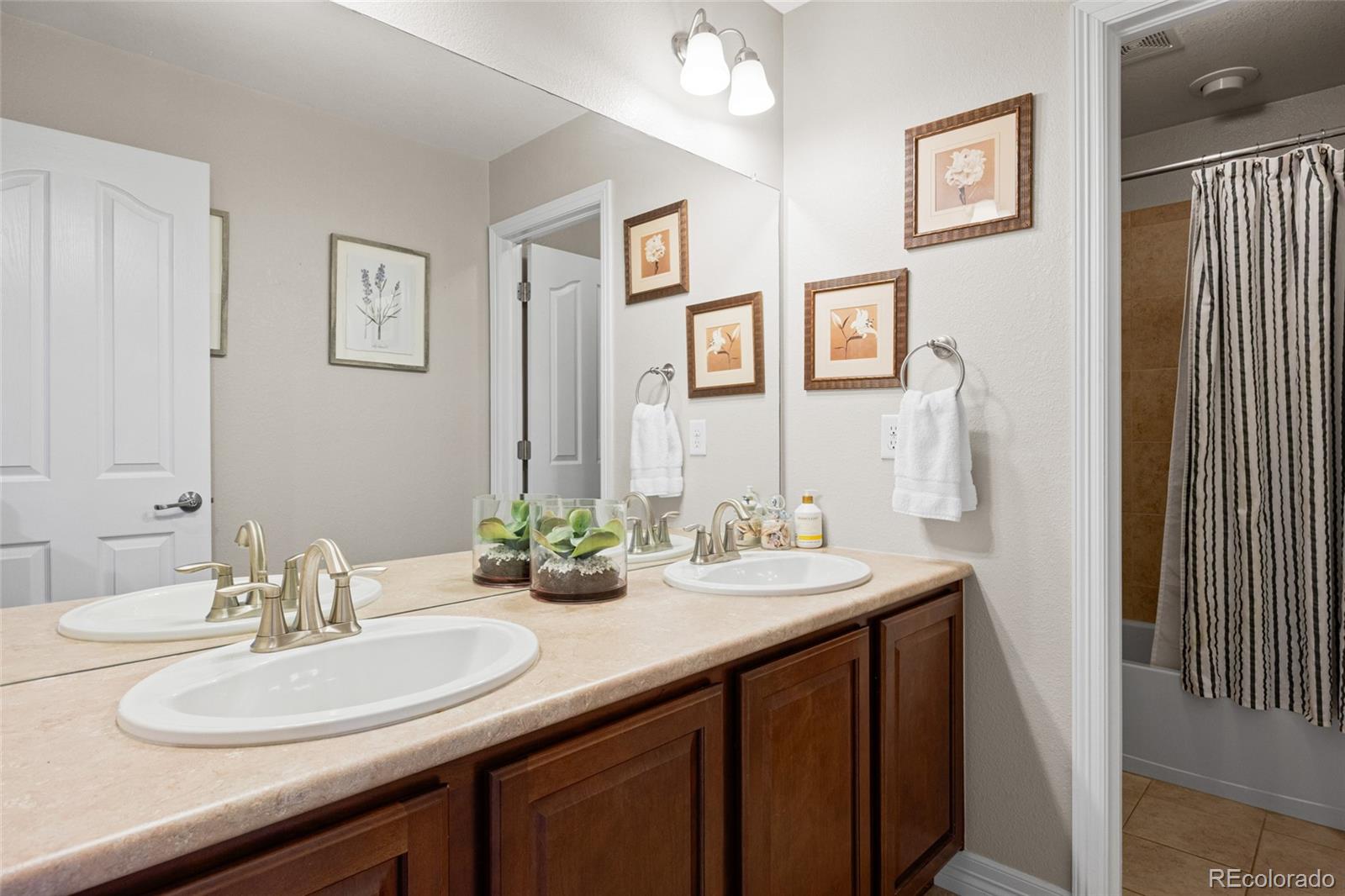 MLS Image #36 for 25942 e orchard drive,aurora, Colorado