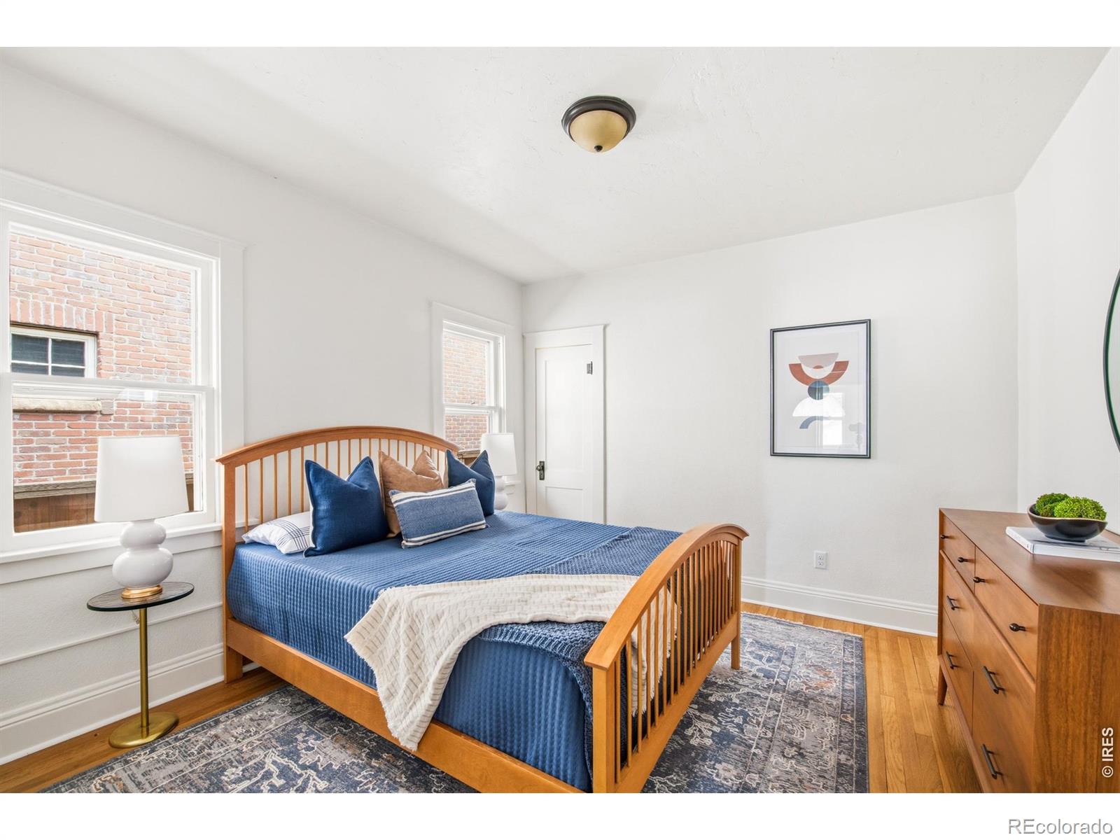 MLS Image #9 for 649 s ogden street,denver, Colorado