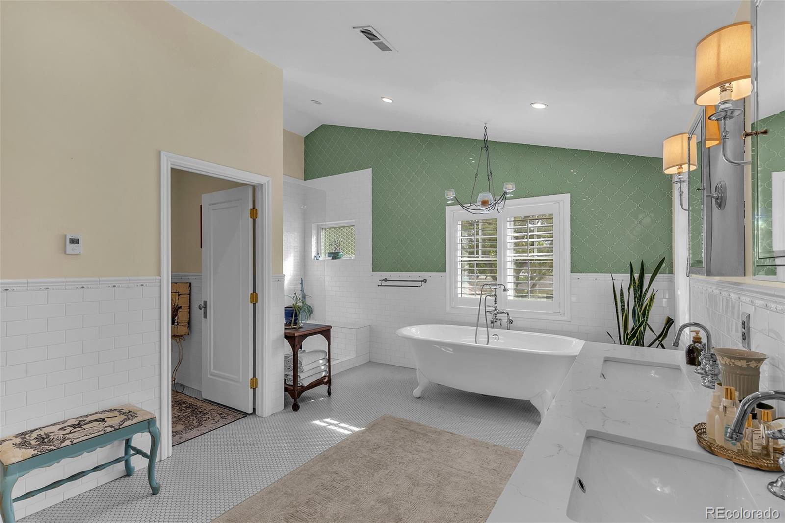 MLS Image #18 for 2845 s ogden street,englewood, Colorado