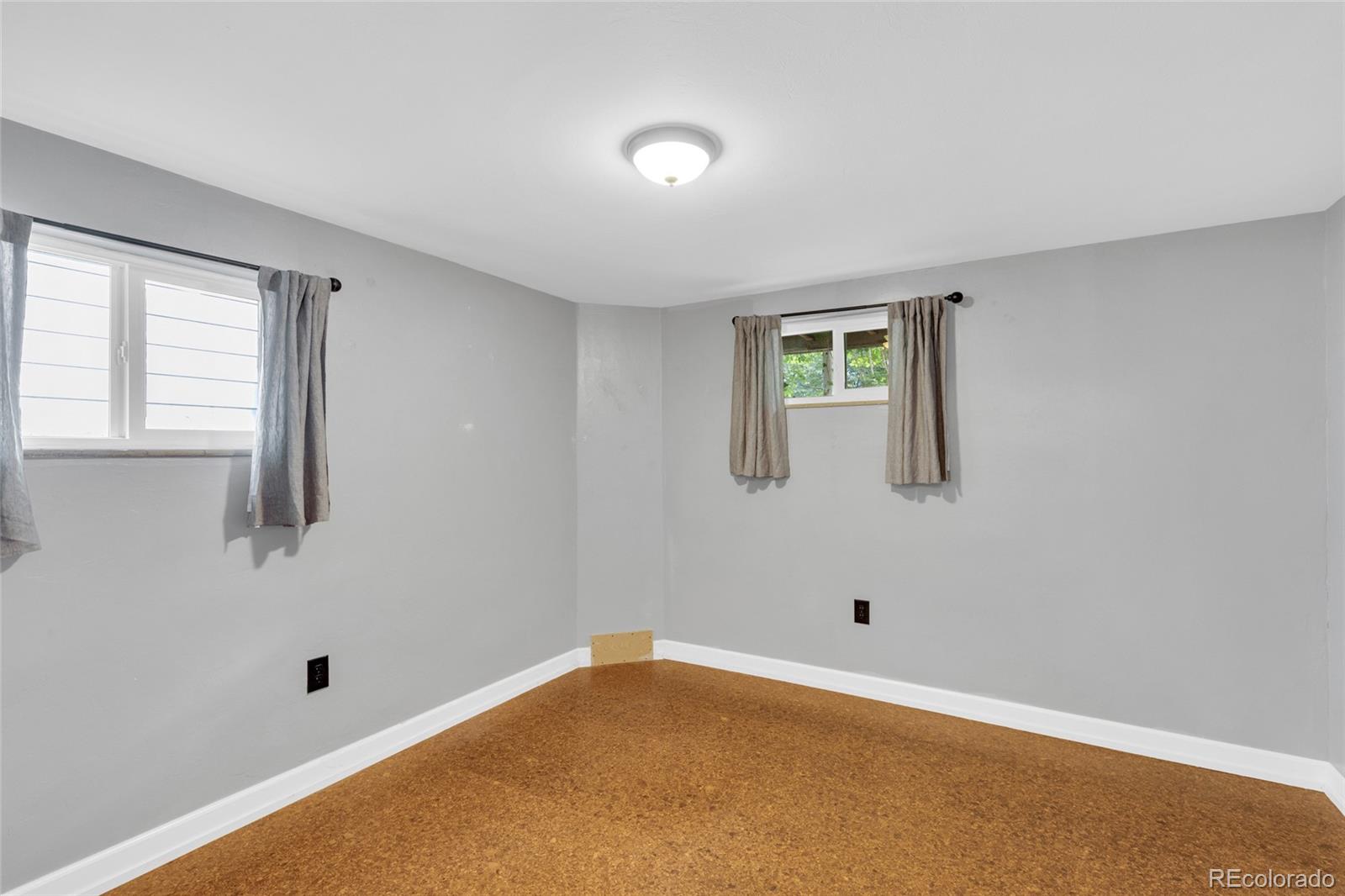 MLS Image #33 for 2845 s ogden street,englewood, Colorado