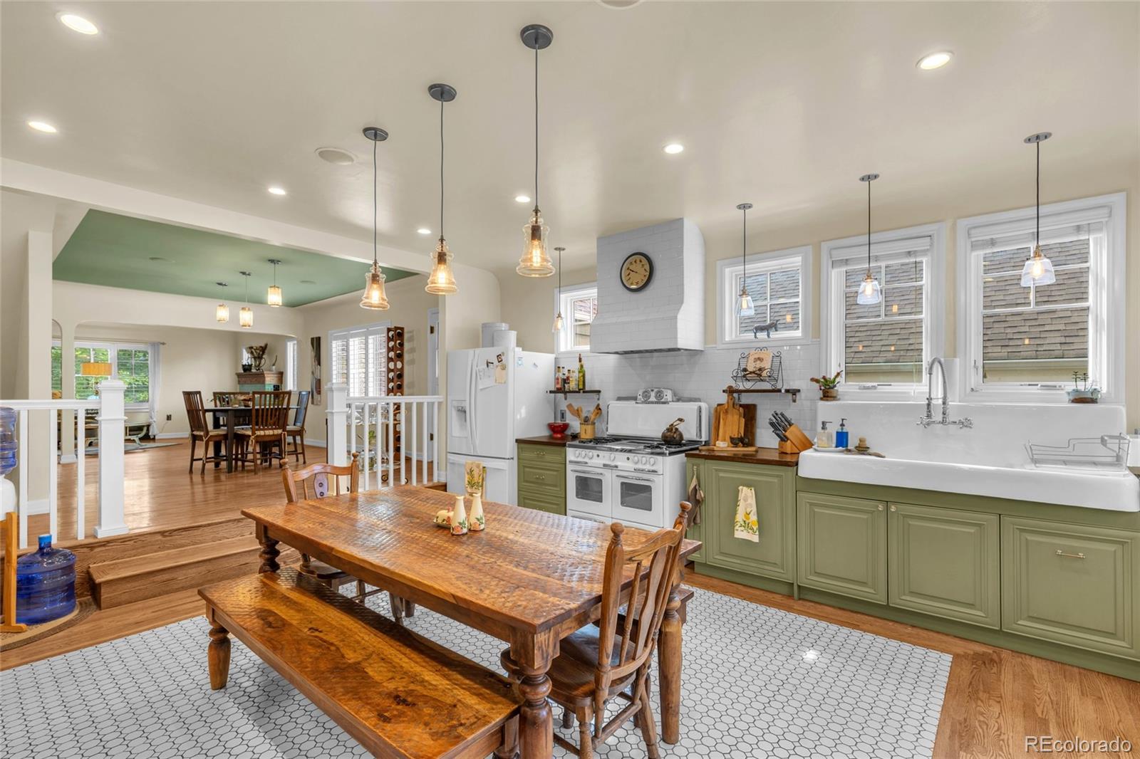 MLS Image #7 for 2845 s ogden street,englewood, Colorado
