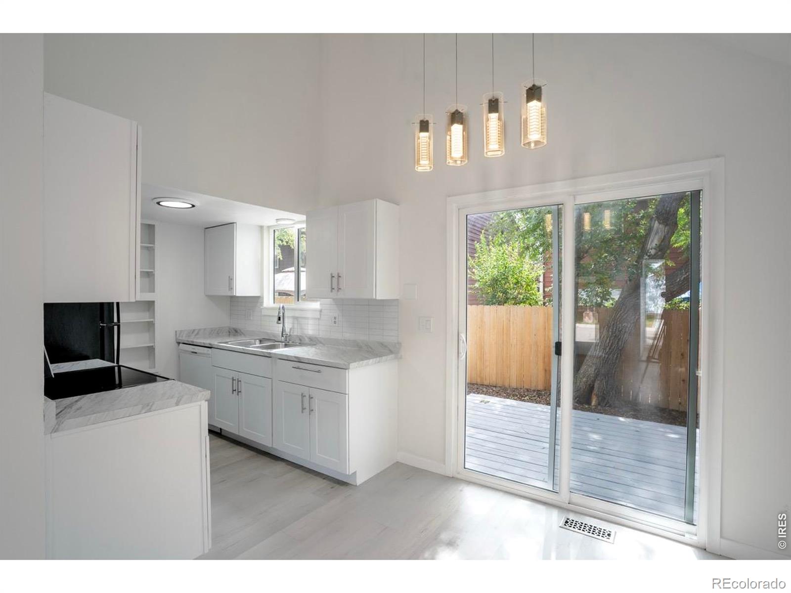 MLS Image #3 for 1009  townley circle,longmont, Colorado