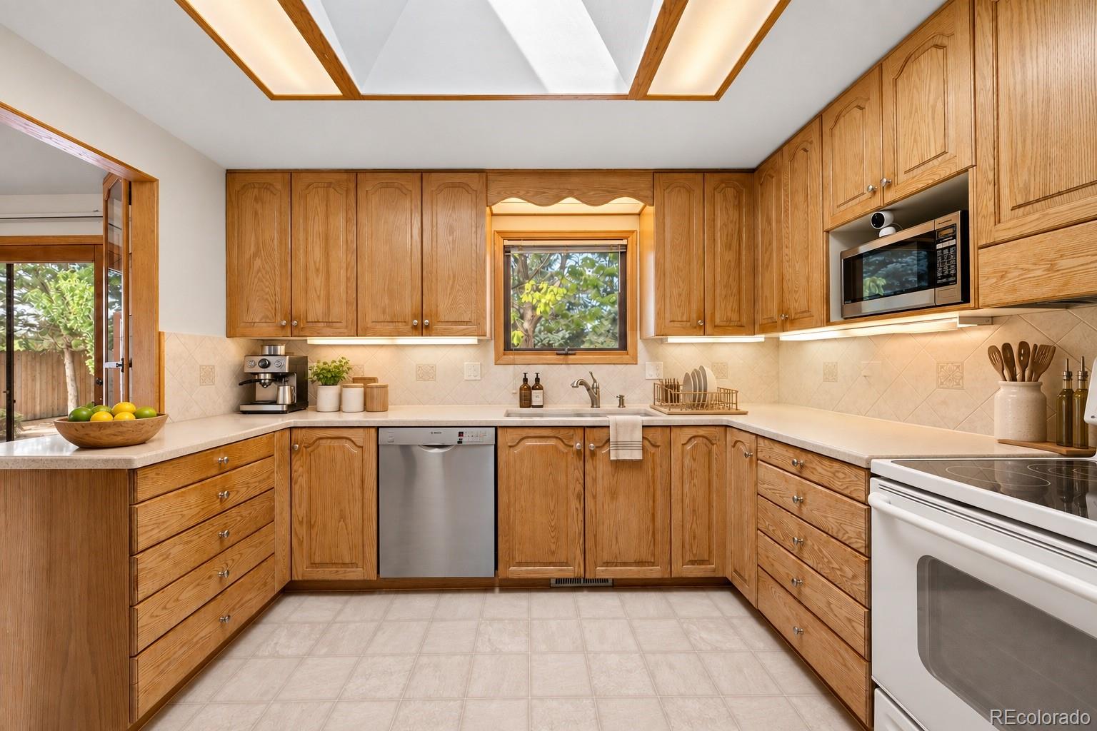 MLS Image #13 for 1355 s hoyt street,lakewood, Colorado