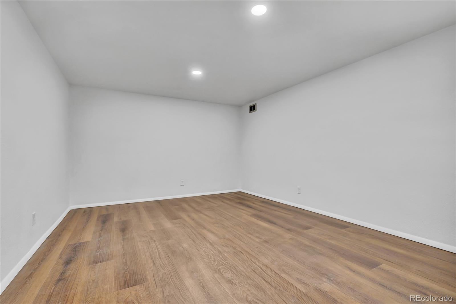 MLS Image #35 for 609  crestridge avenue,colorado springs, Colorado