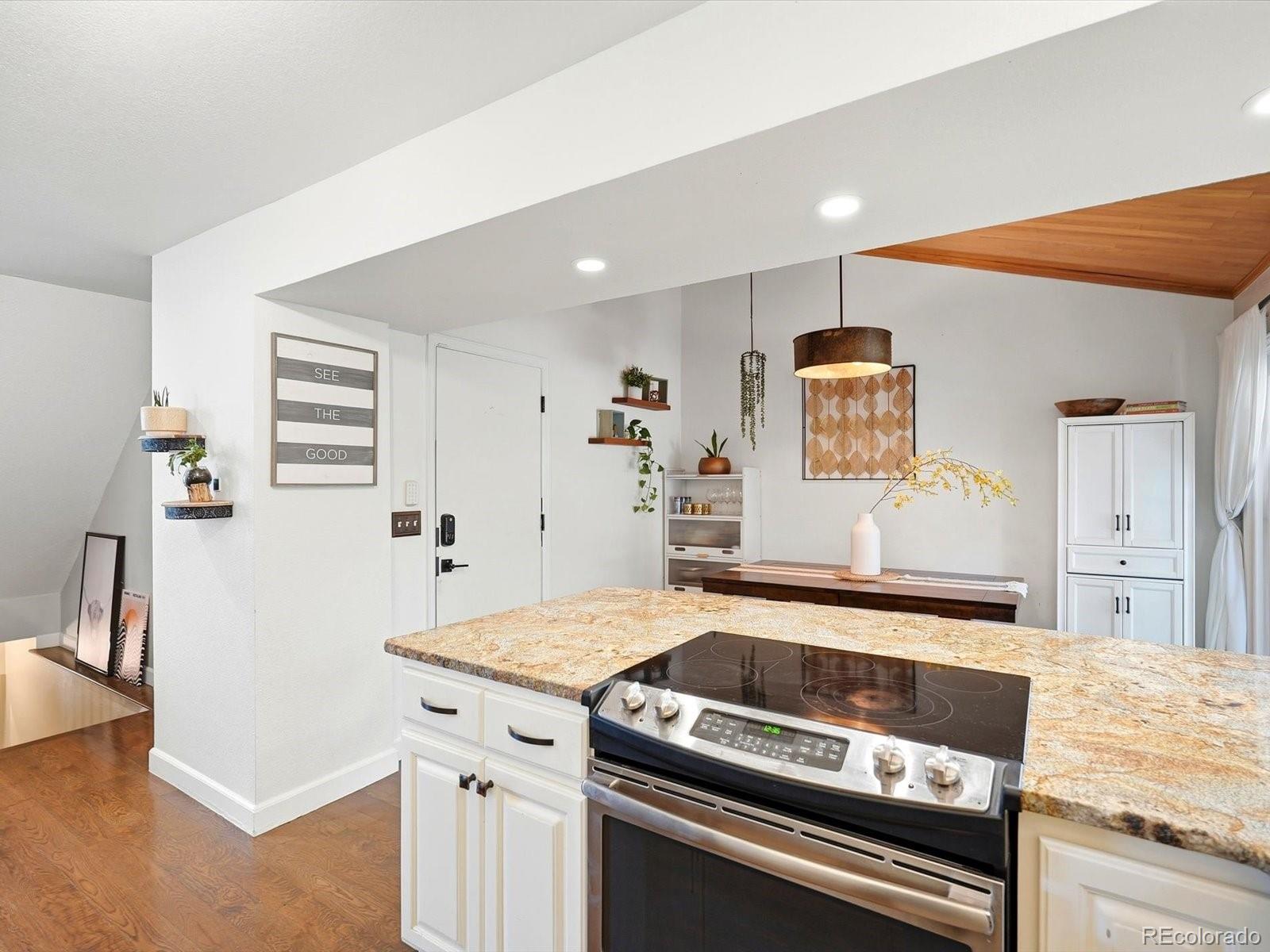 MLS Image #9 for 7035  independence street,arvada, Colorado