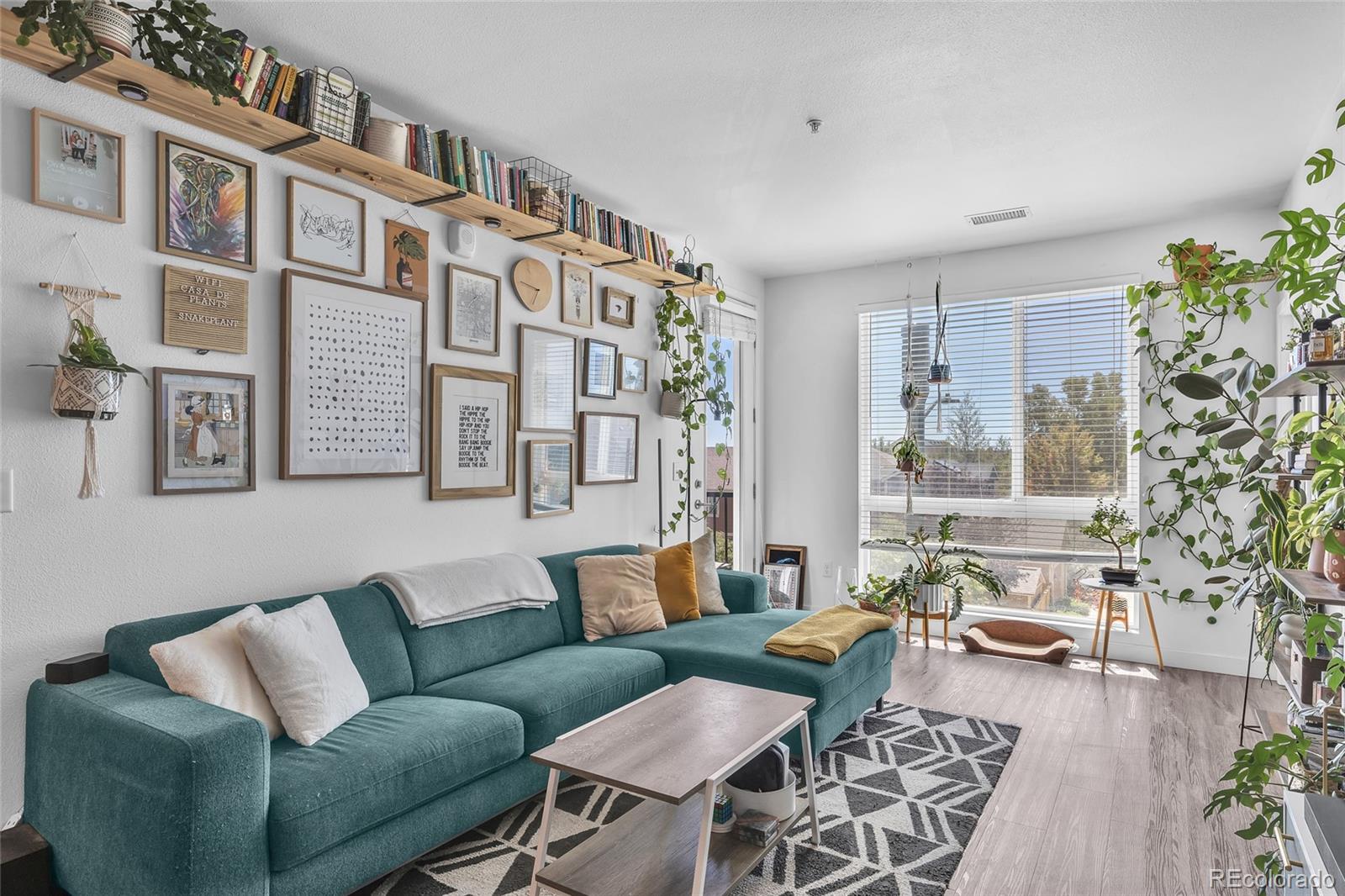 MLS Image #6 for 8475 e 36th avenue,denver, Colorado