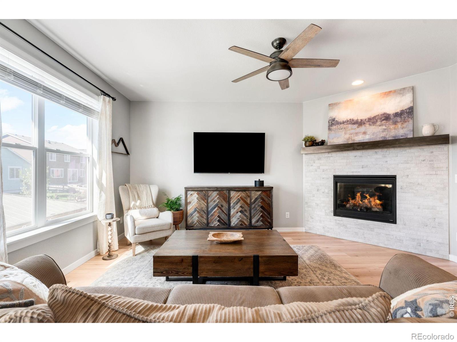 MLS Image #4 for 353  mount rainier street,berthoud, Colorado