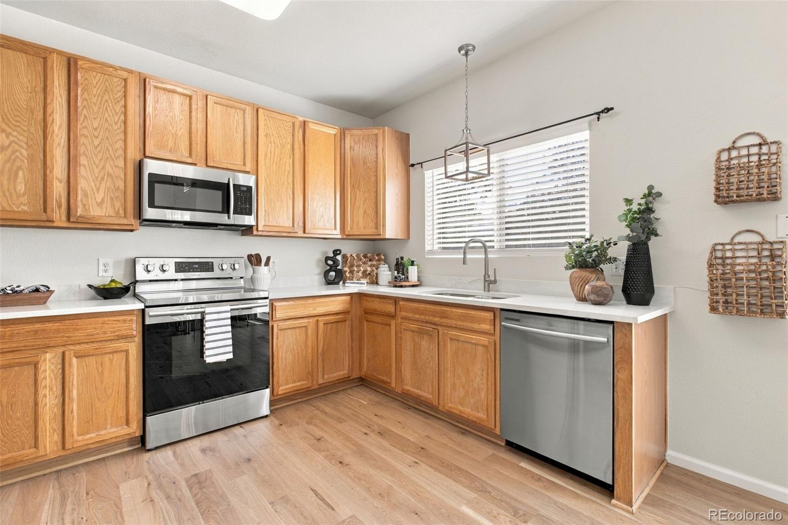 MLS Image #11 for 3889 s kirk way,aurora, Colorado
