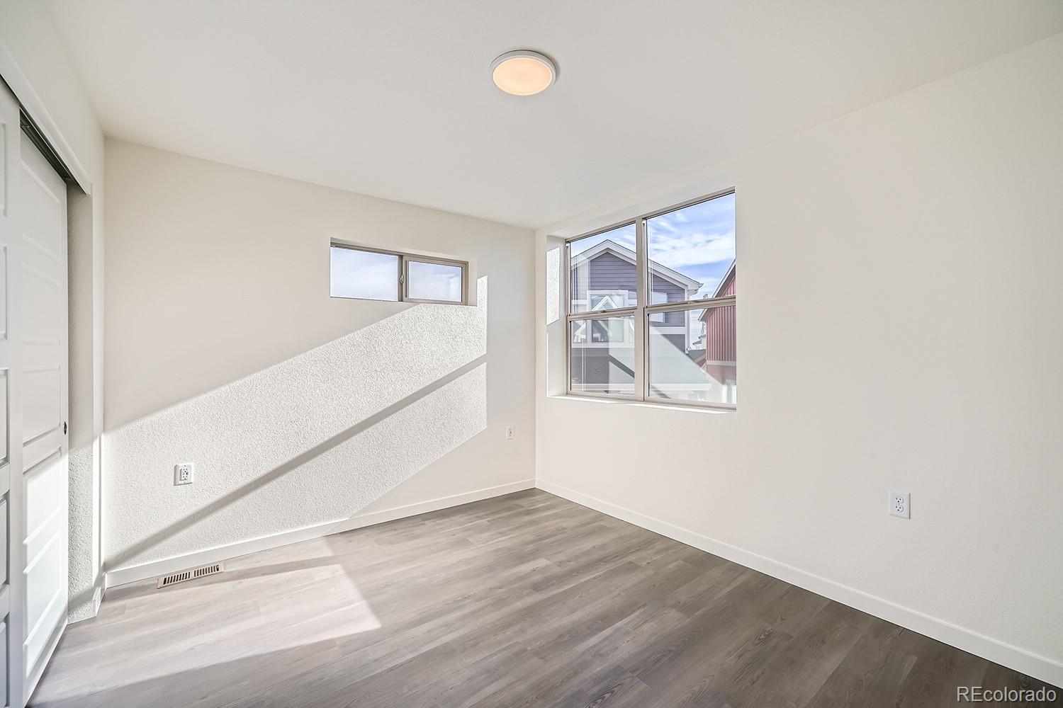 MLS Image #27 for 10291 e 62nd place,denver, Colorado