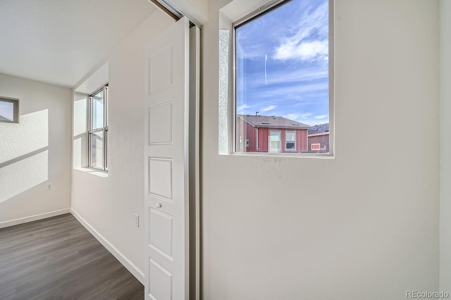 MLS Image #40 for 10291 e 62nd place,denver, Colorado