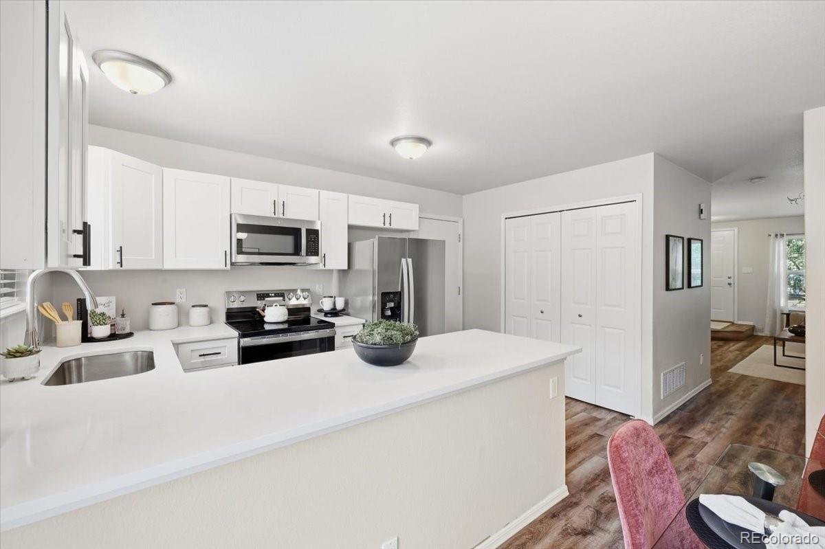 MLS Image #4 for 1970  bristlecone drive,colorado springs, Colorado