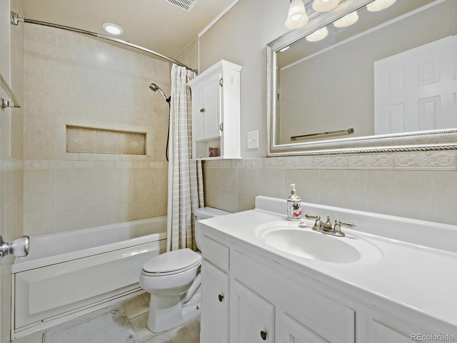 MLS Image #14 for 8401  timberwood street,highlands ranch, Colorado