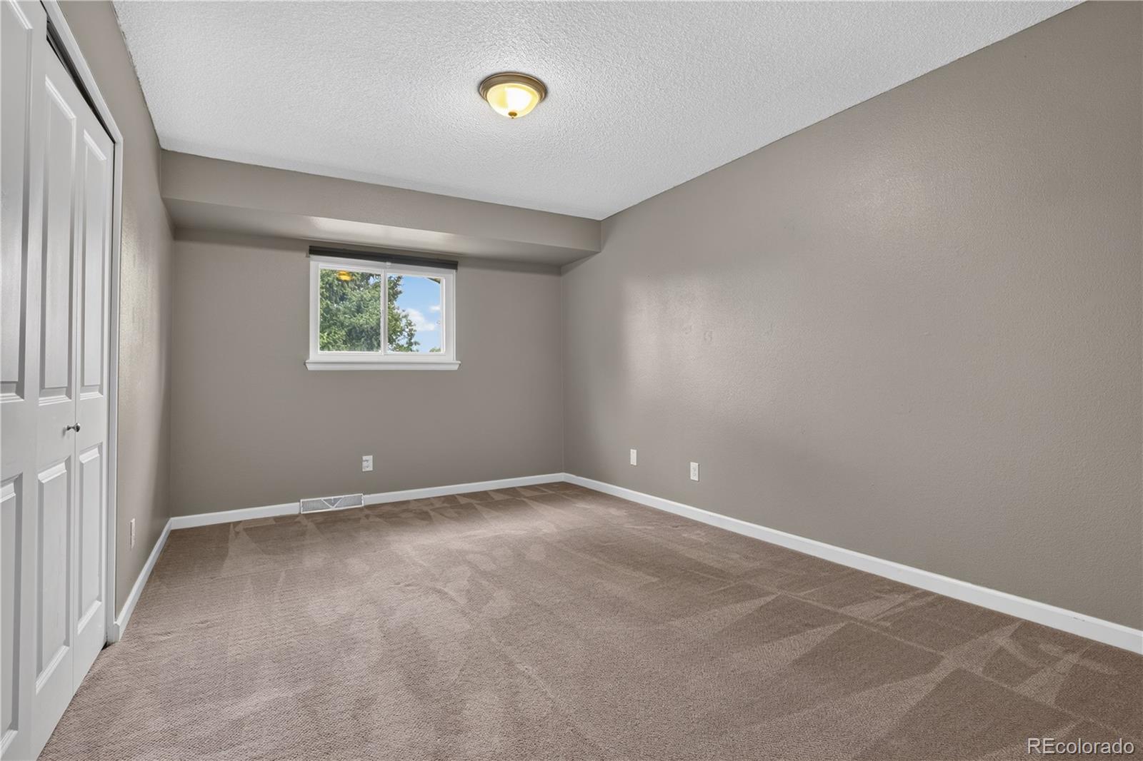 MLS Image #15 for 9070 e lehigh avenue,denver, Colorado