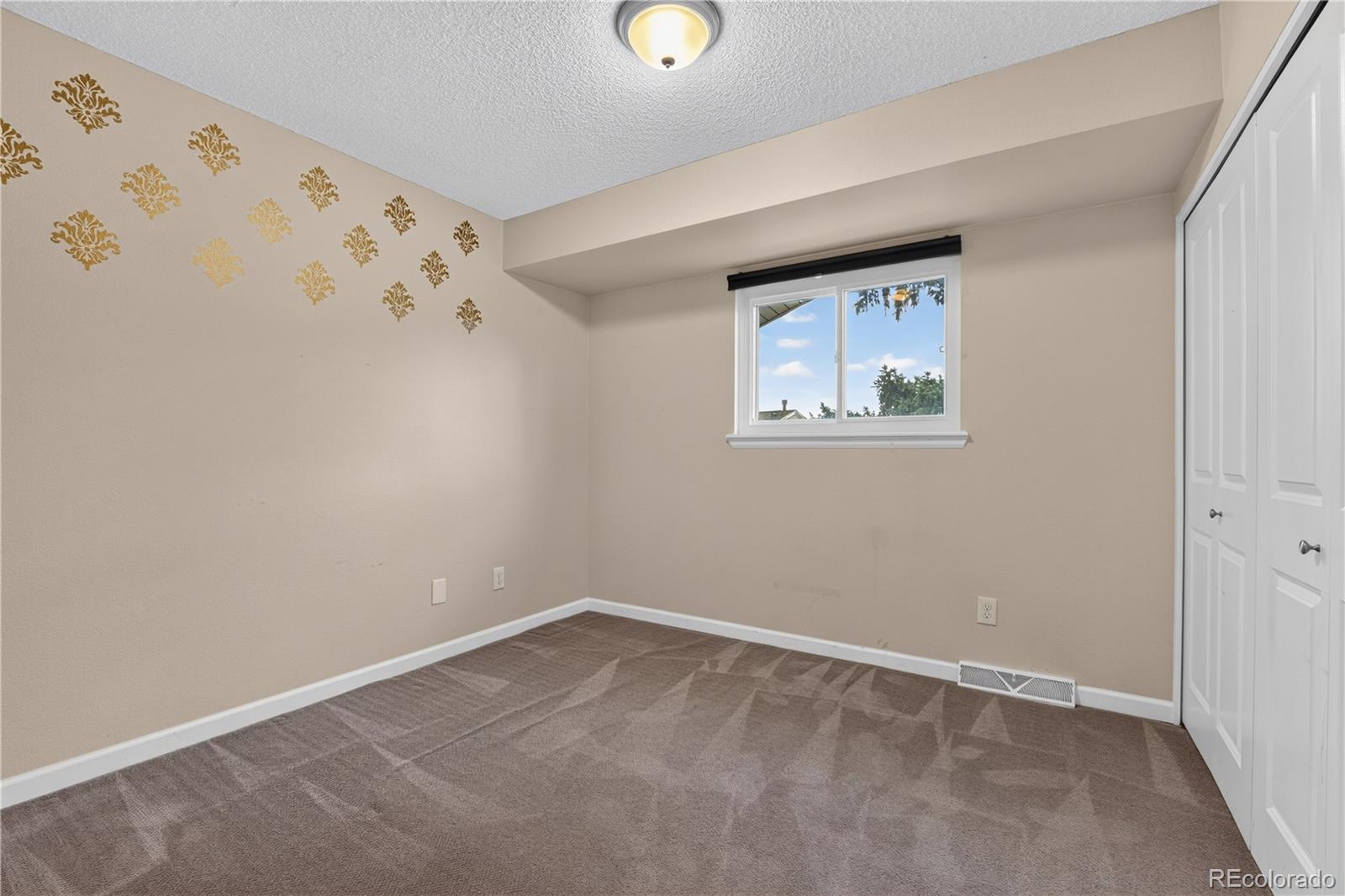 MLS Image #16 for 9070 e lehigh avenue,denver, Colorado