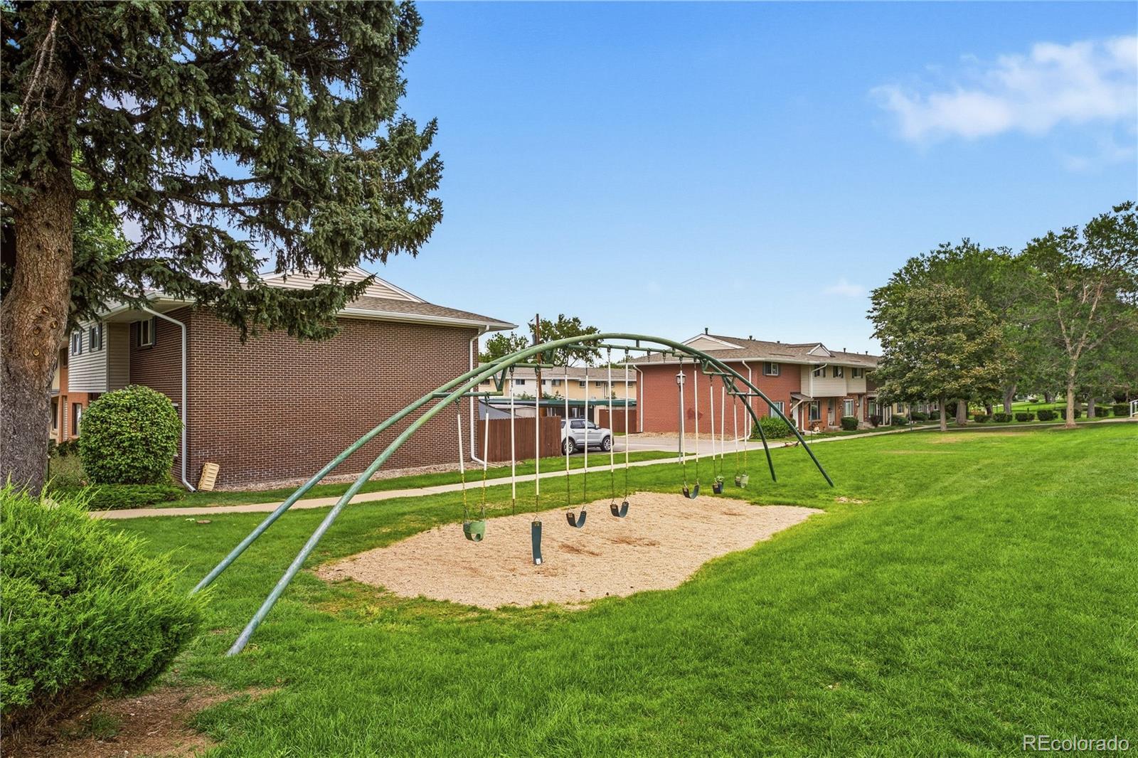 MLS Image #25 for 9070 e lehigh avenue,denver, Colorado