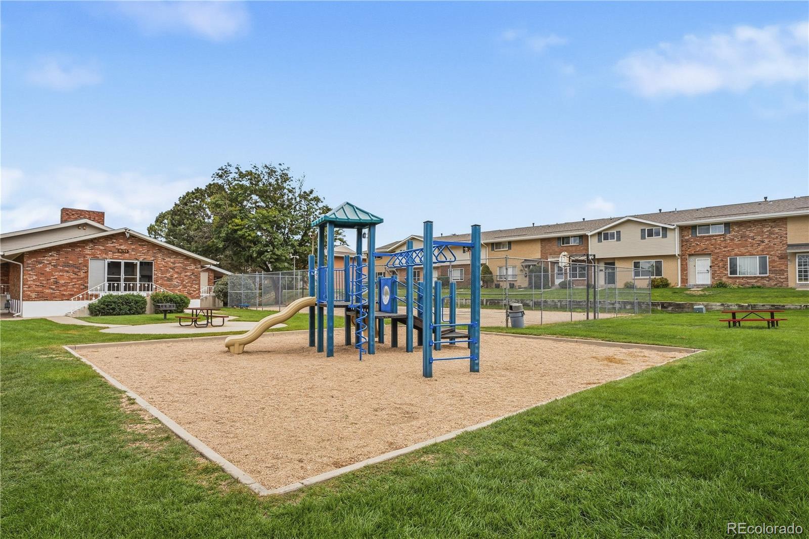 MLS Image #26 for 9070 e lehigh avenue,denver, Colorado