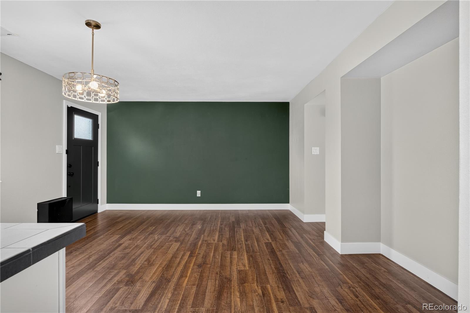 MLS Image #4 for 9070 e lehigh avenue,denver, Colorado