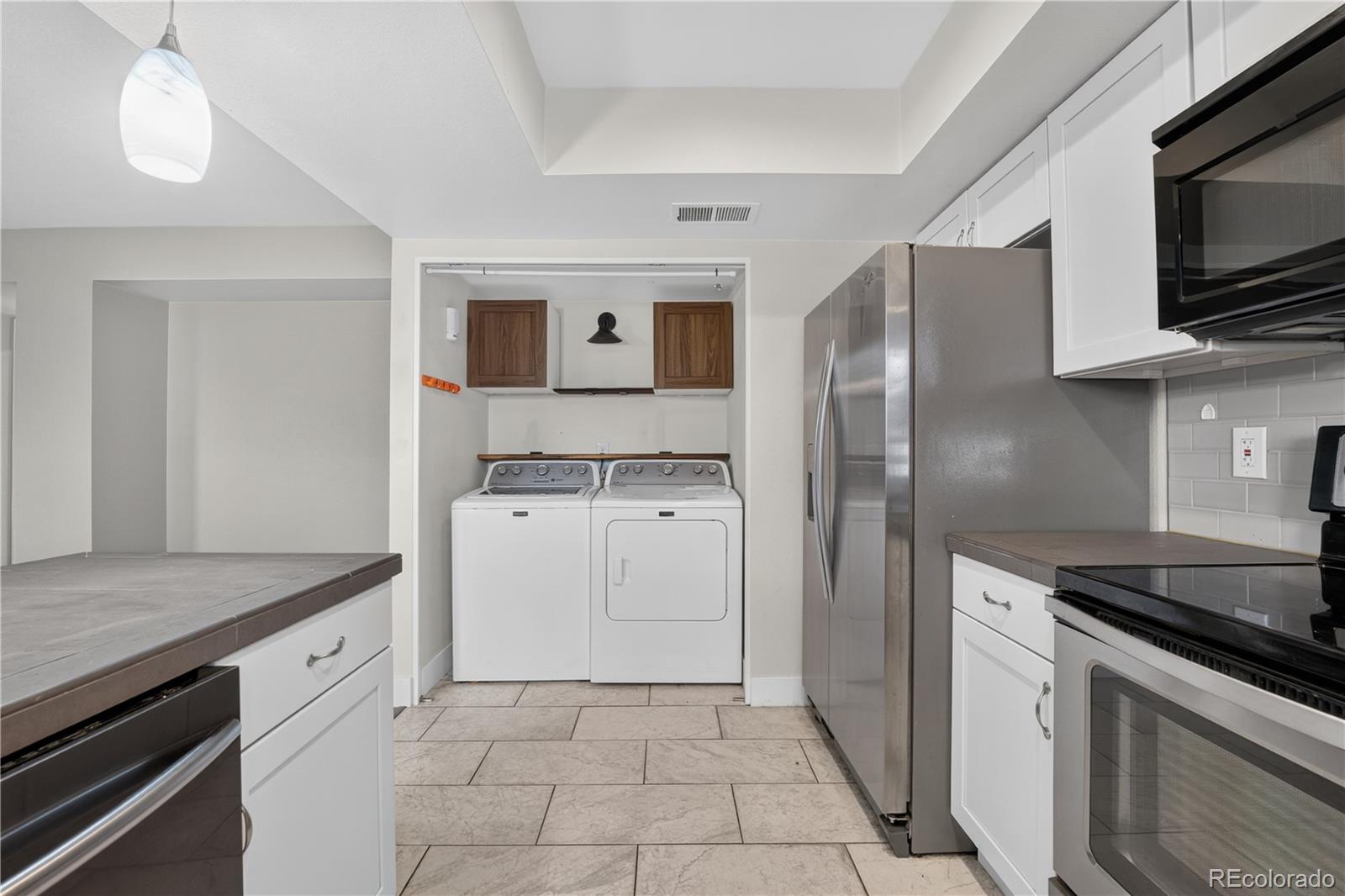 MLS Image #9 for 9070 e lehigh avenue,denver, Colorado