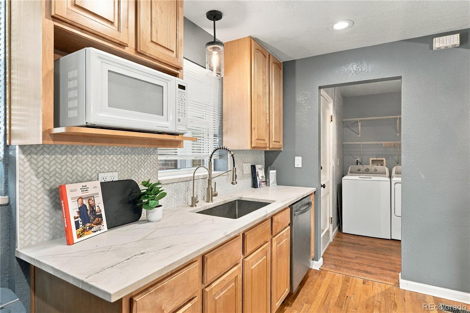 MLS Image #12 for 1323  ivy street ,denver, Colorado
