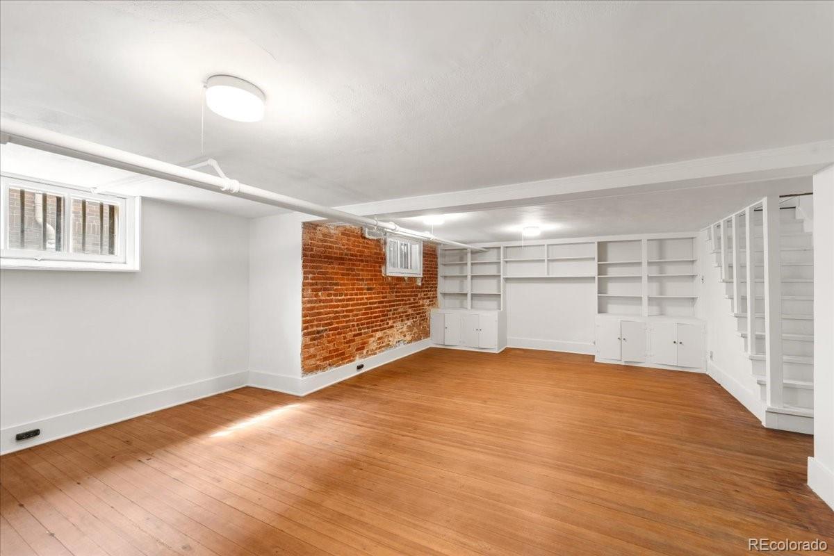 MLS Image #26 for 674  steele street,denver, Colorado