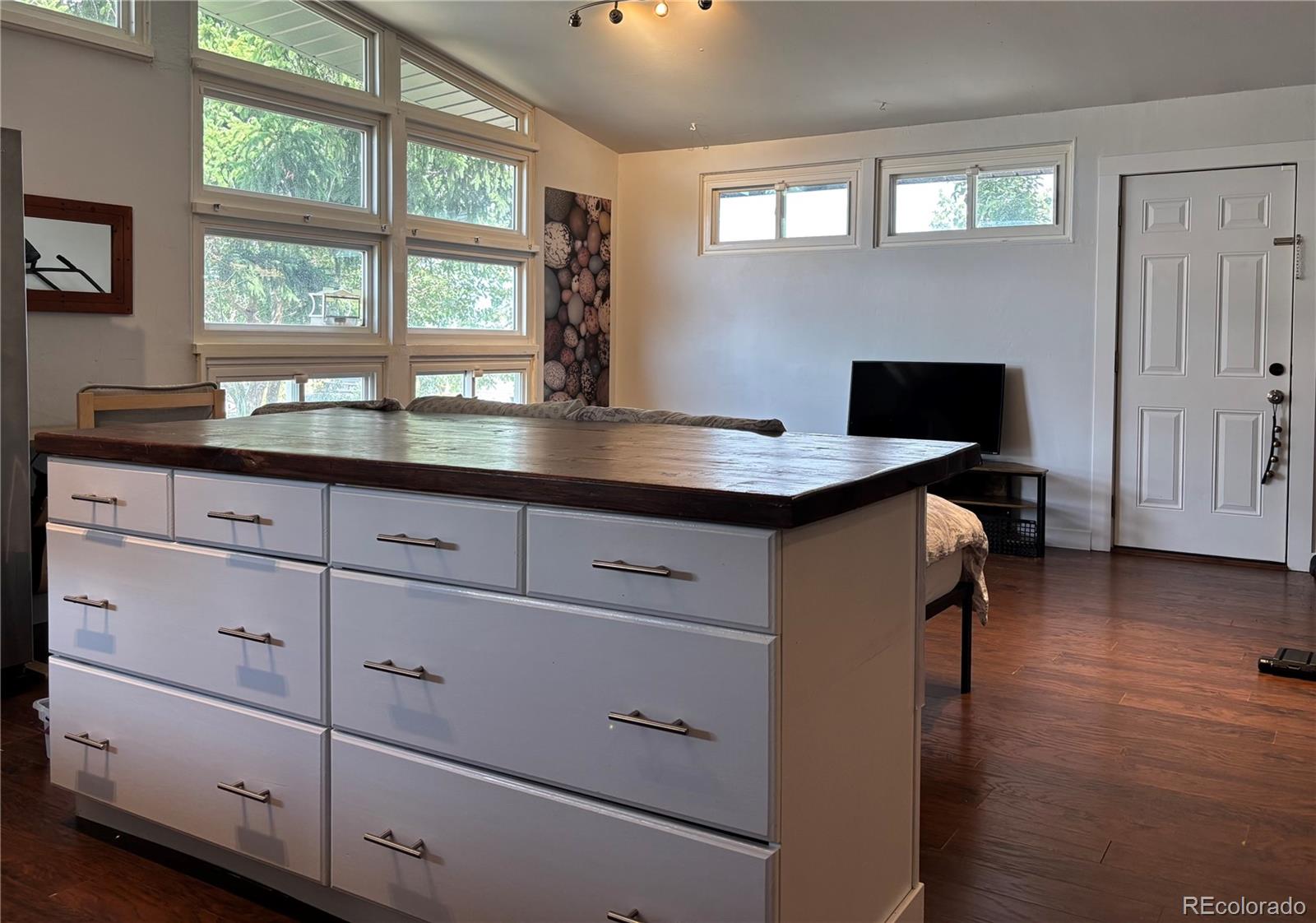 MLS Image #6 for 680  bronco road,denver, Colorado