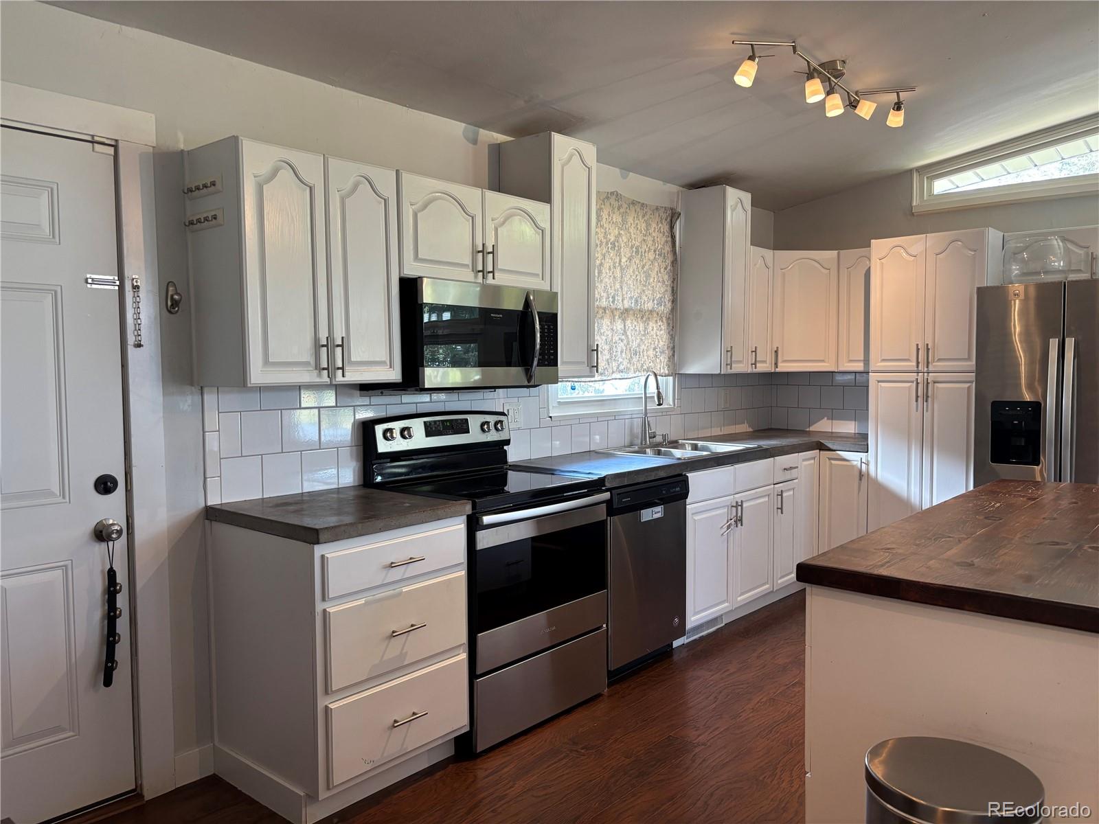 MLS Image #7 for 680  bronco road,denver, Colorado